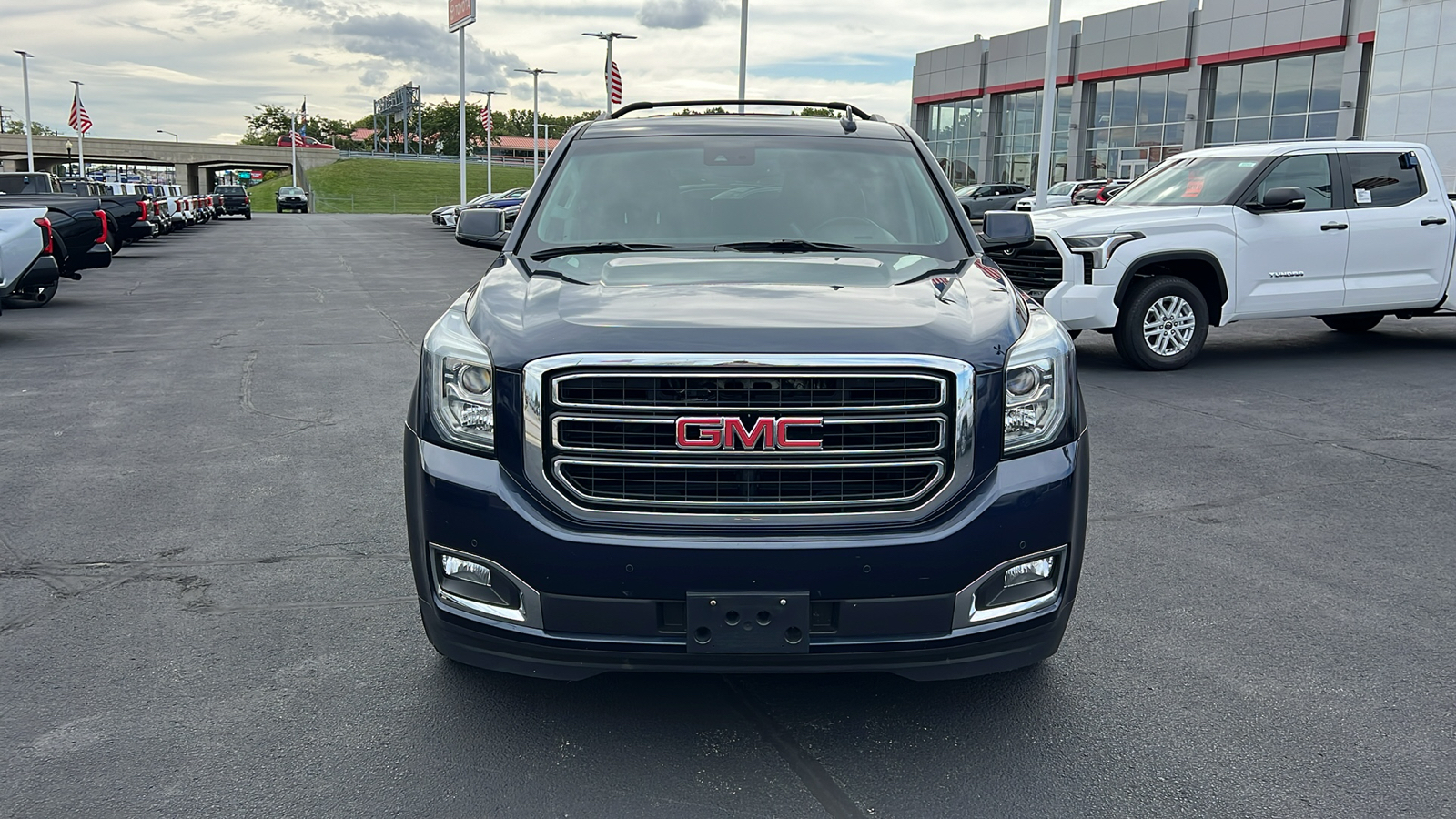 2017 GMC Yukon XL SLT 37