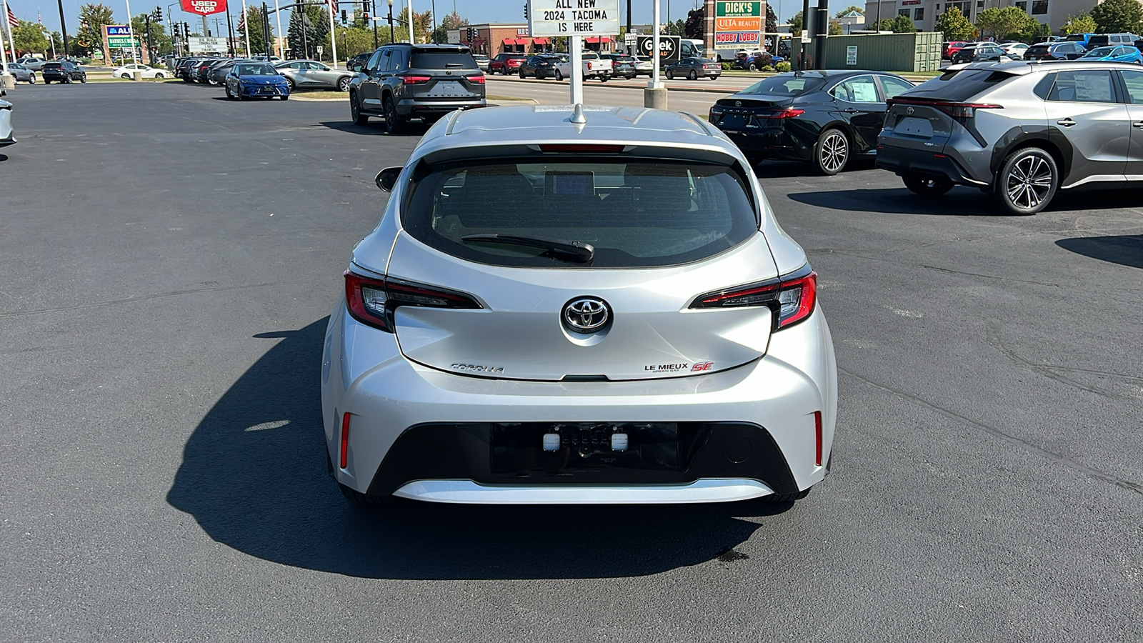 2024 Toyota Corolla Hatchback SE 4