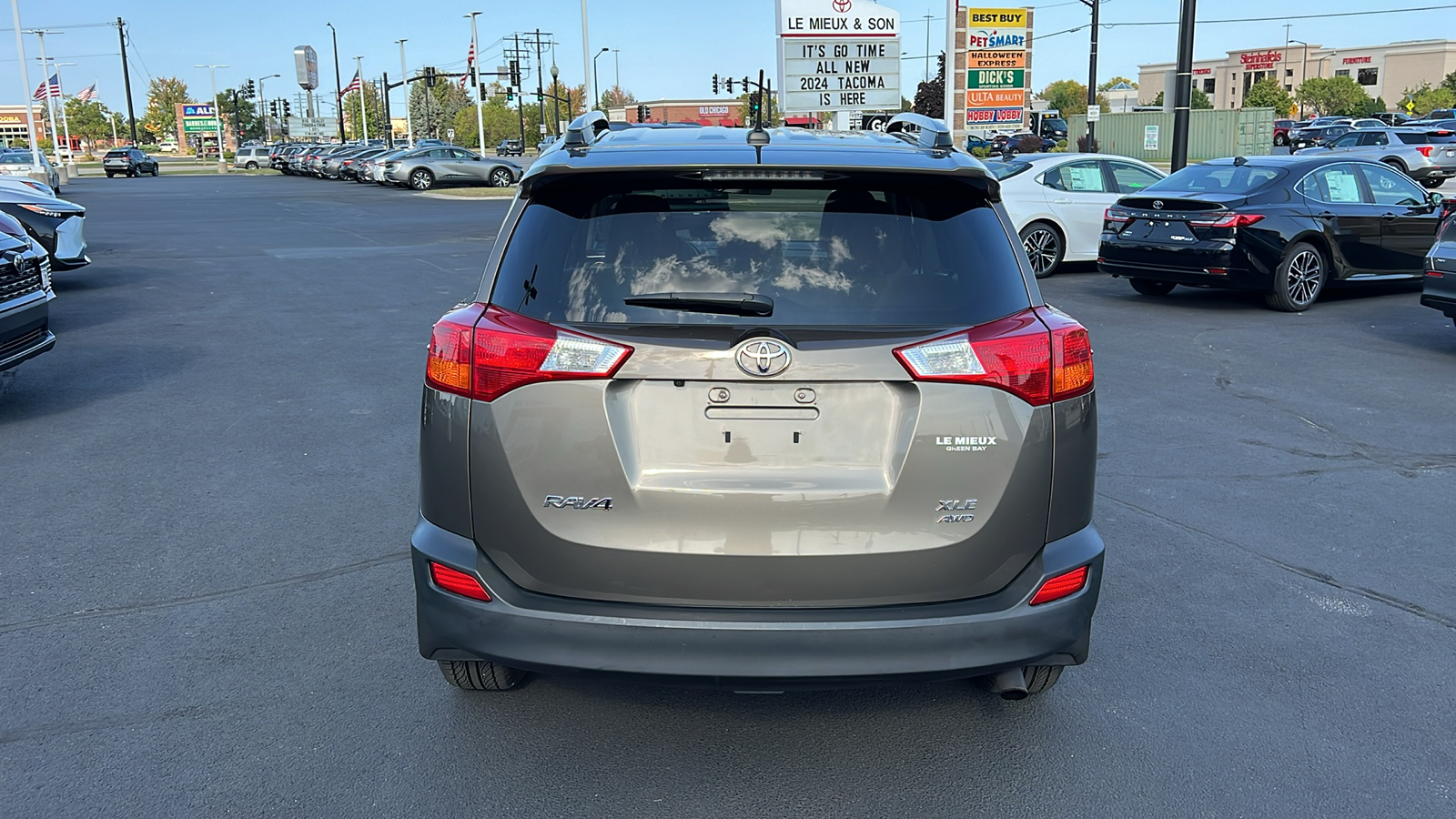 2015 Toyota RAV4  4