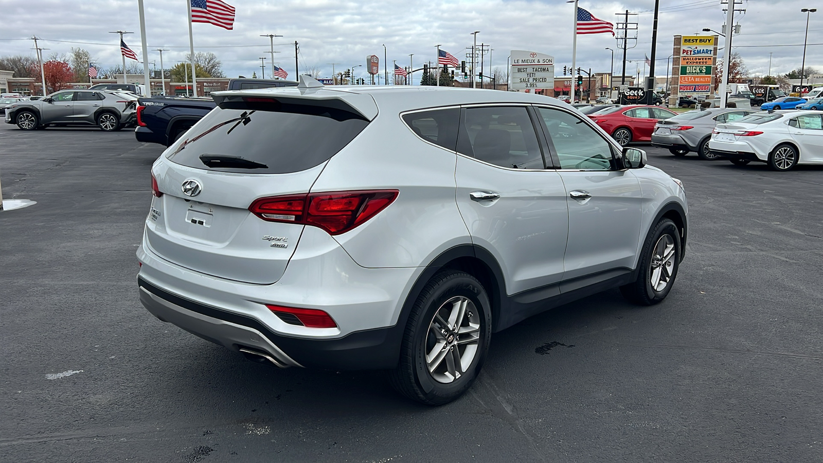 2017 Hyundai Santa Fe Sport 2.4 Base 3