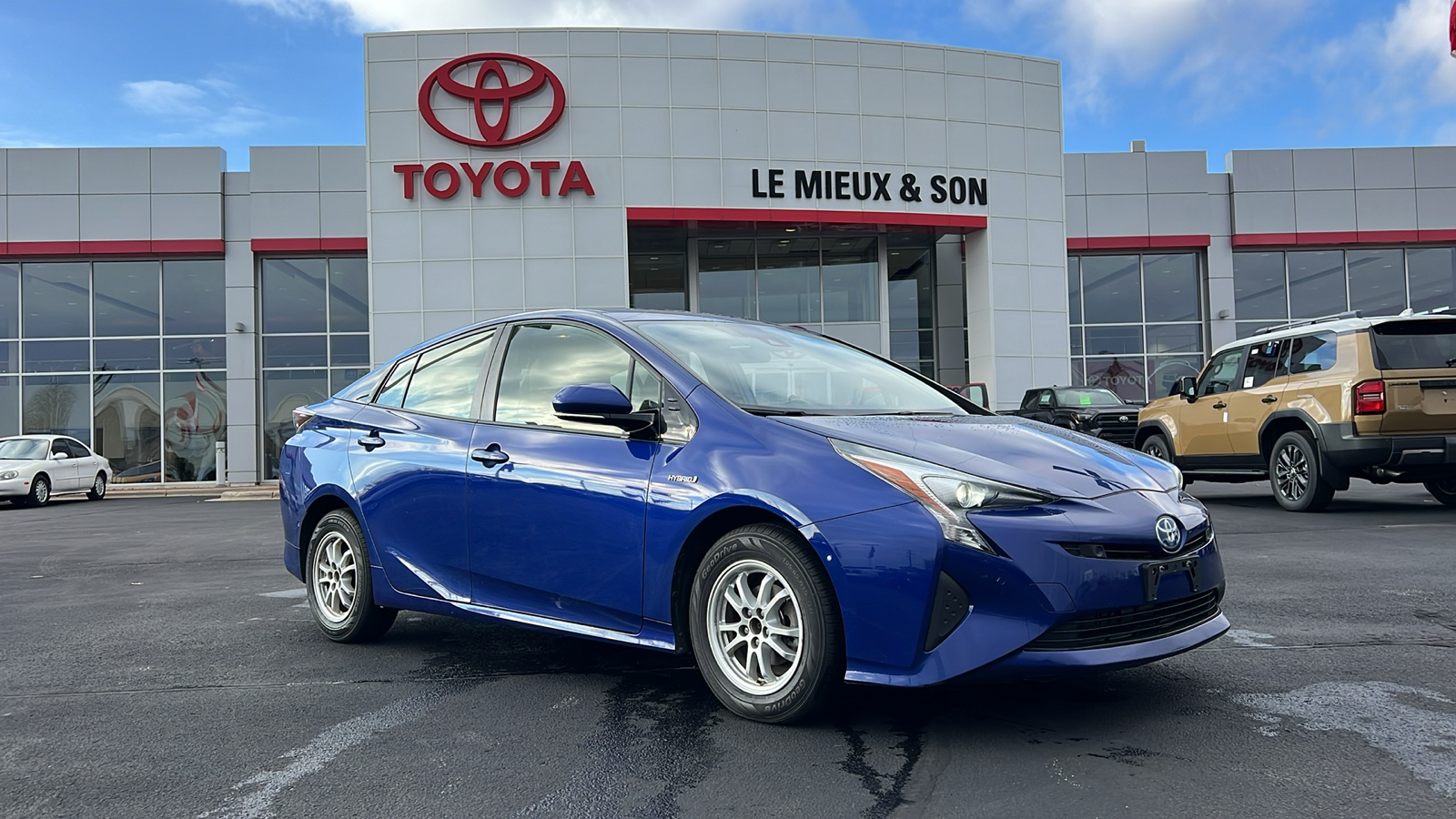 2018 Toyota Prius Three 1