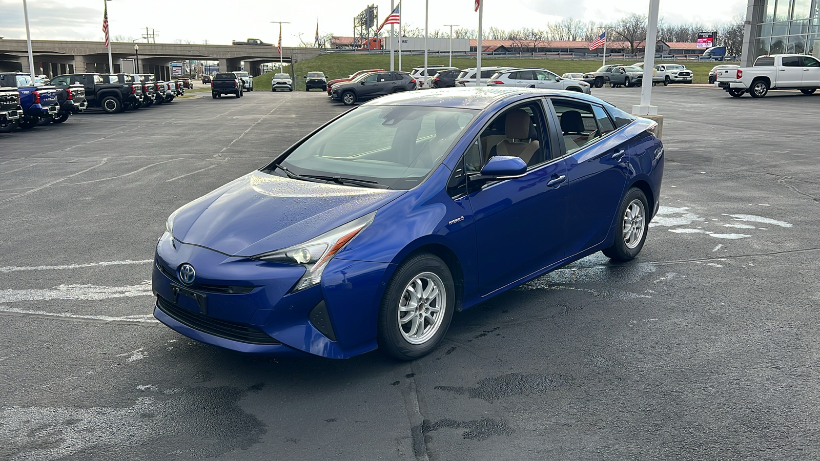 2018 Toyota Prius Three 7