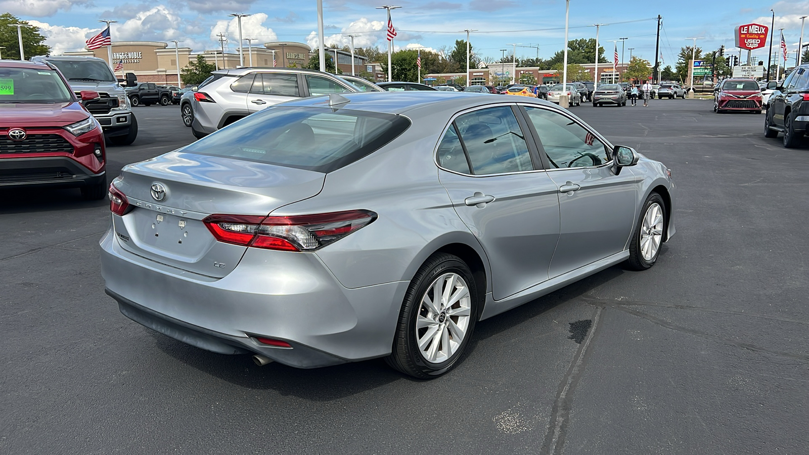 2021 Toyota Camry LE 3