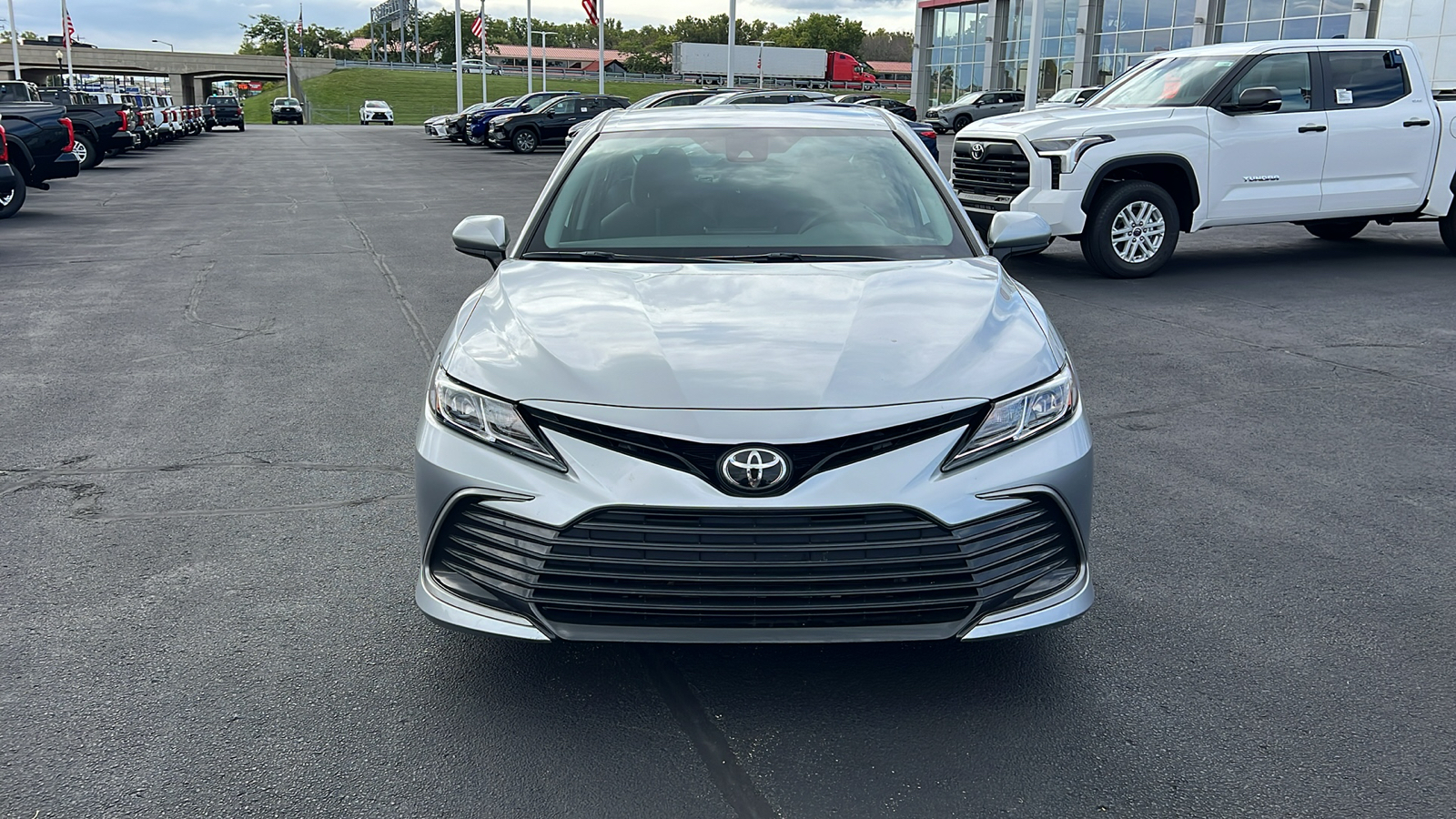 2021 Toyota Camry LE 29