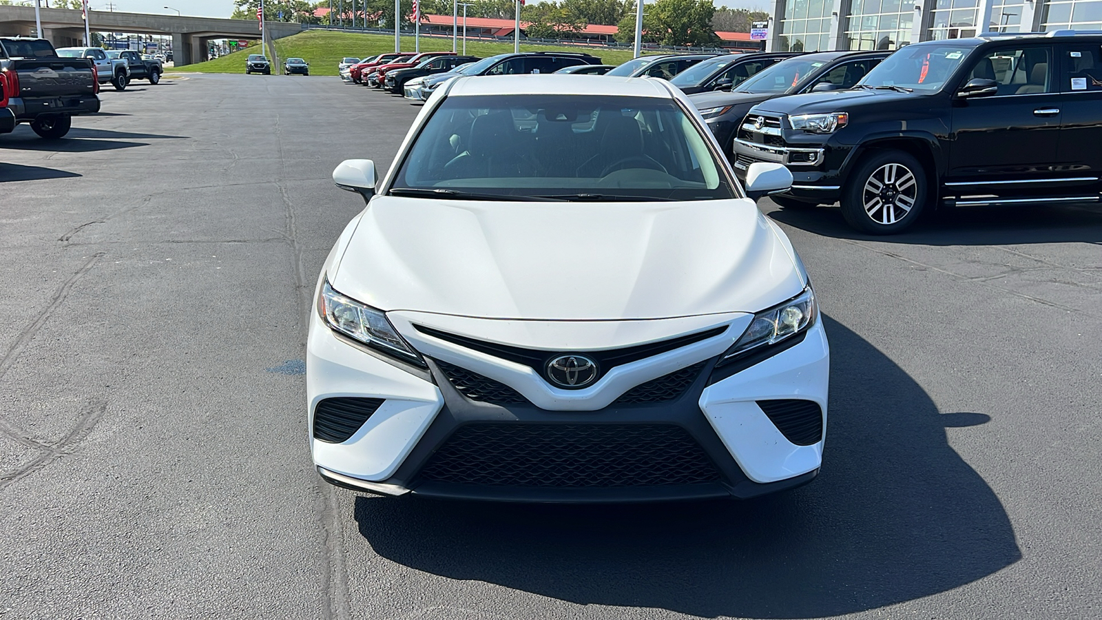 2020 Toyota Camry SE 30