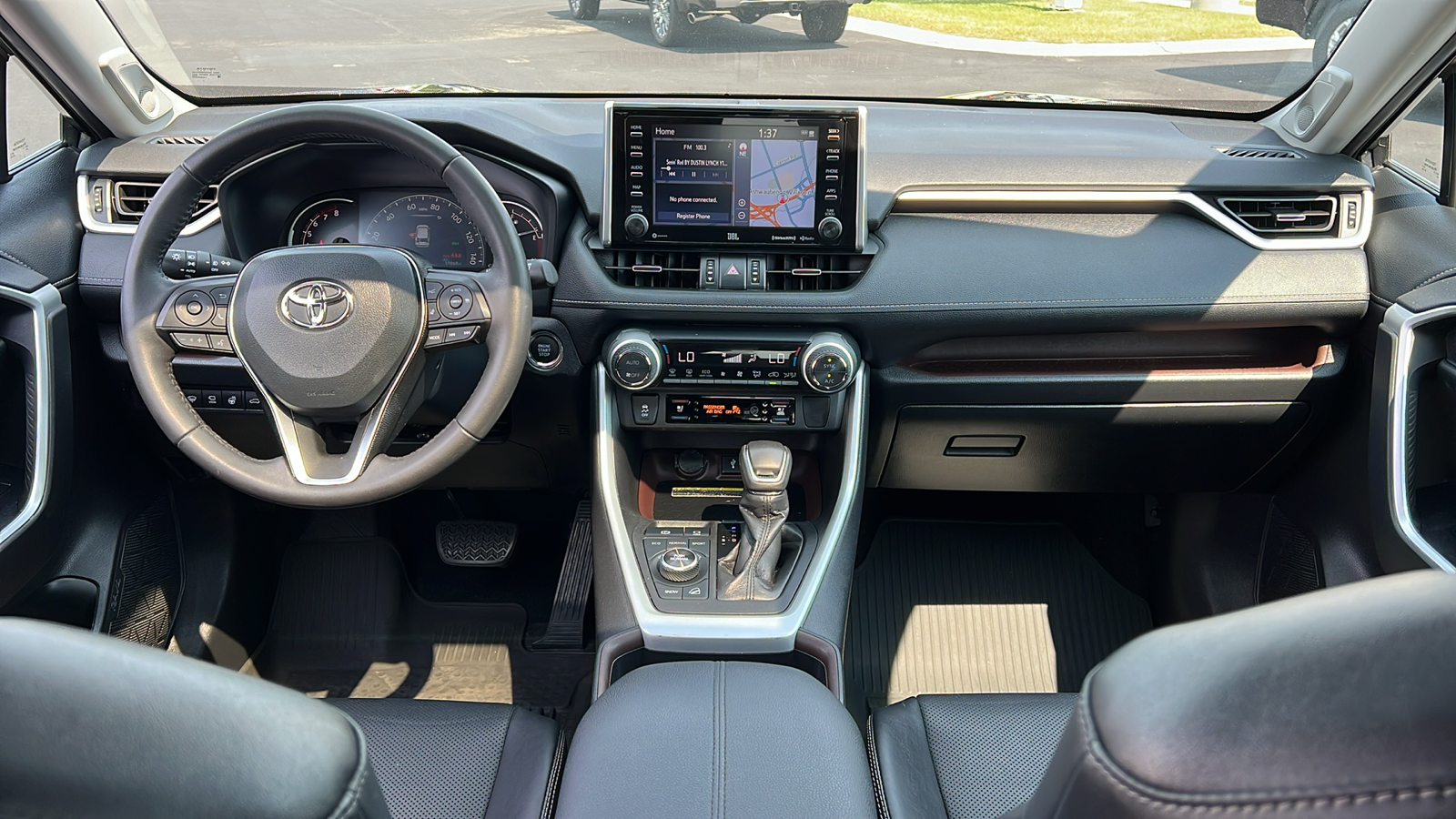 2021 Toyota RAV4 Limited 8