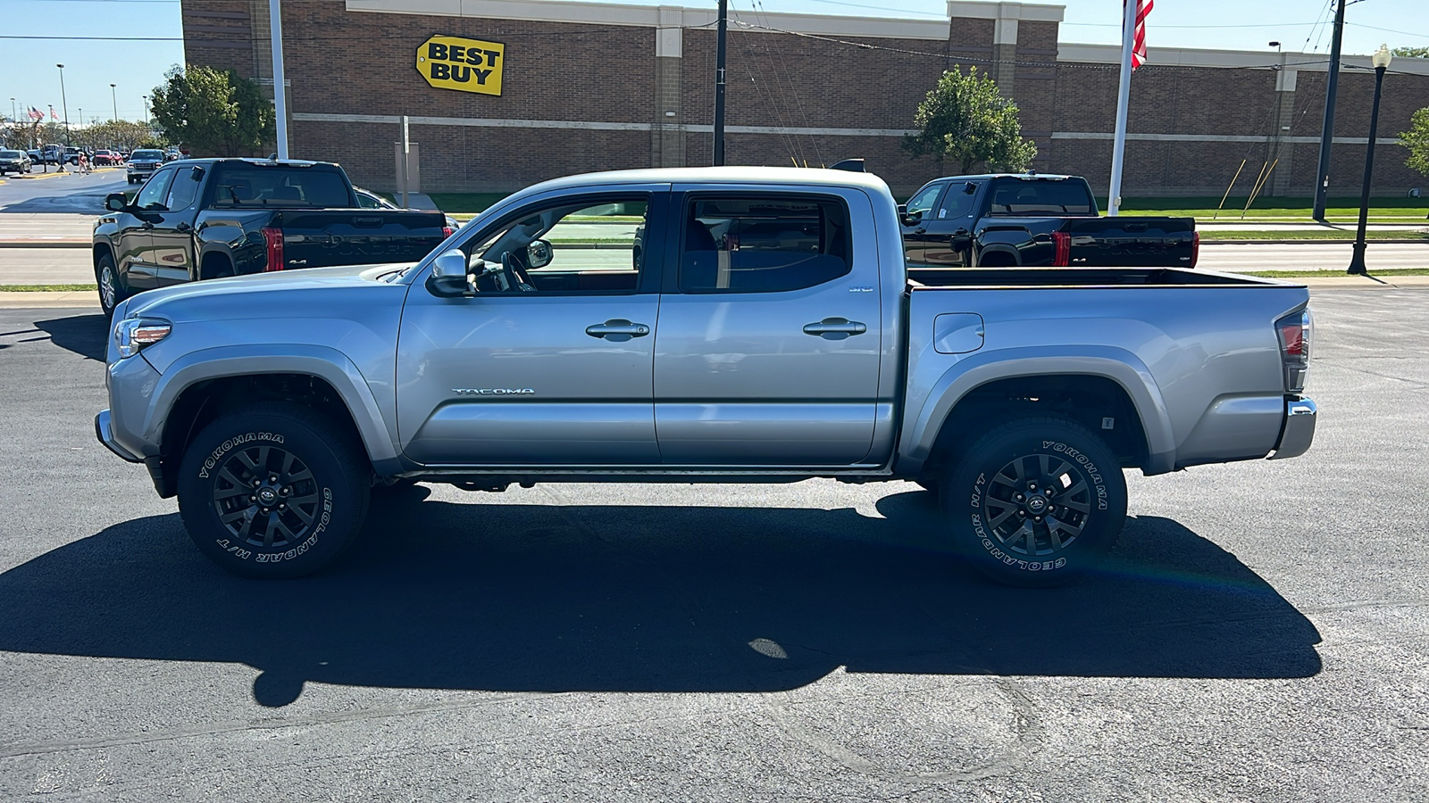 2022 Toyota Tacoma SR5 6