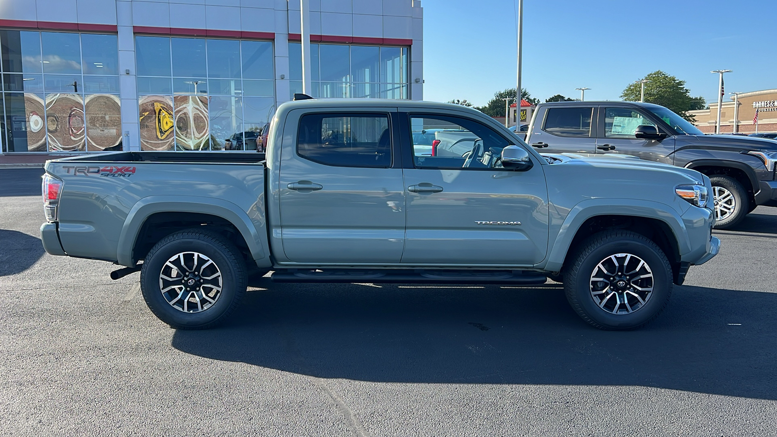 2023 Toyota Tacoma SR5 2