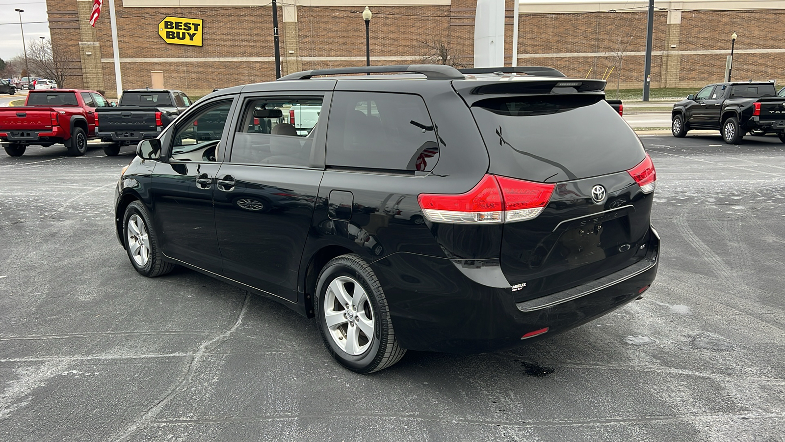 2014 Toyota Sienna LE 5