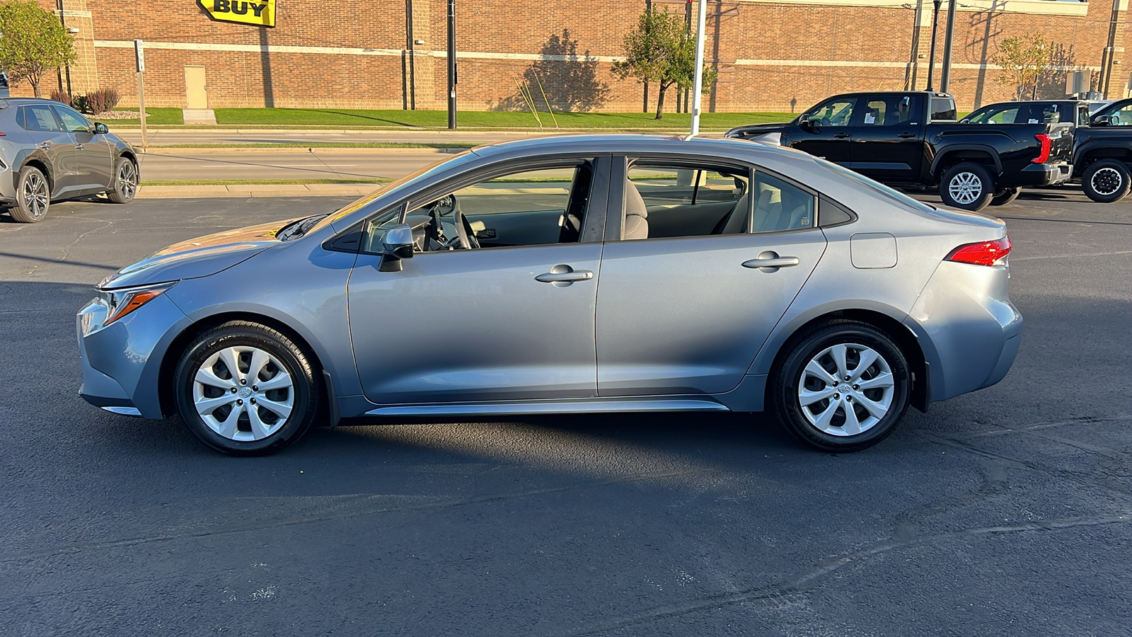 2022 Toyota Corolla LE 6