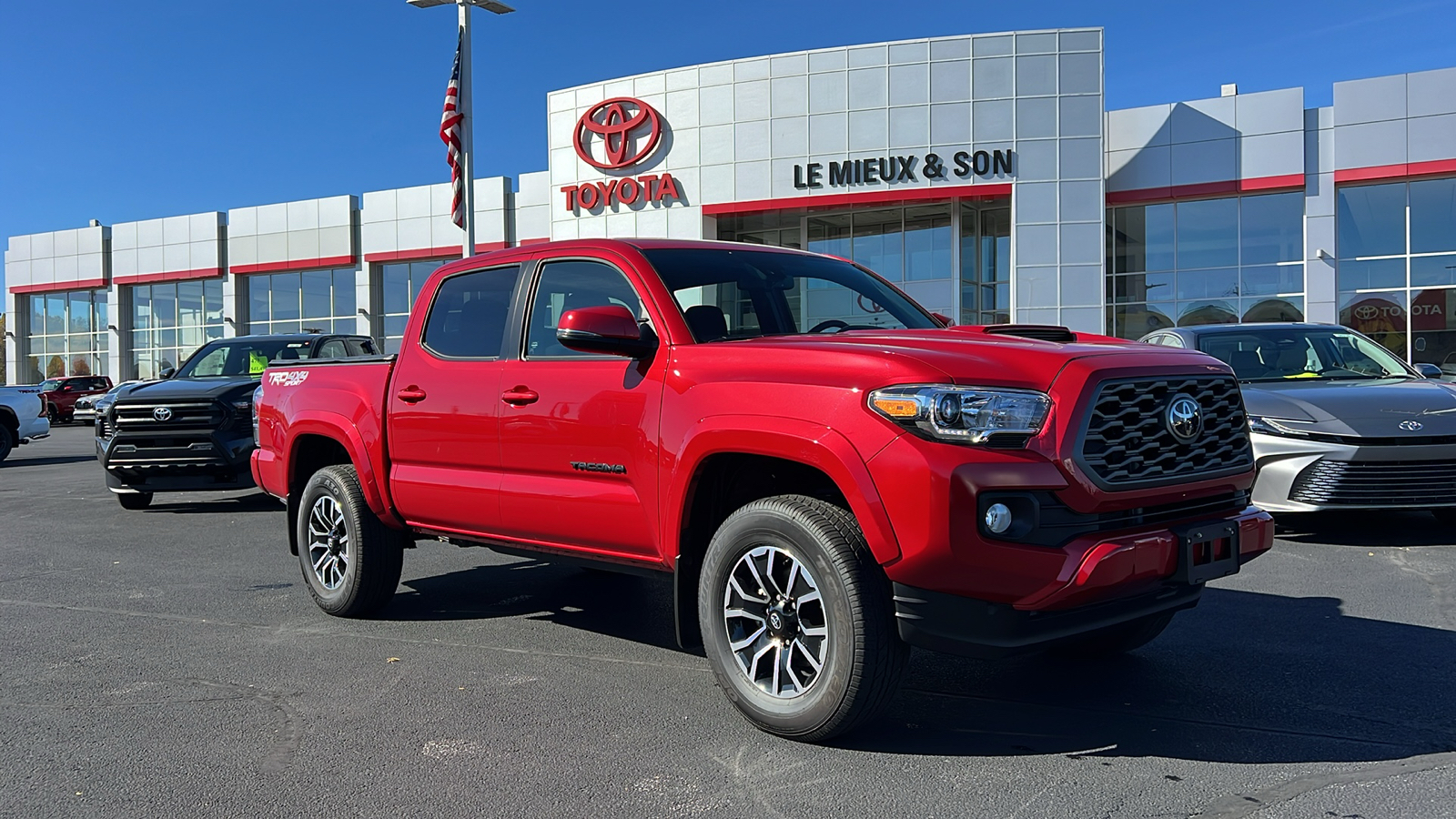 2022 Toyota Tacoma TRD Sport 1