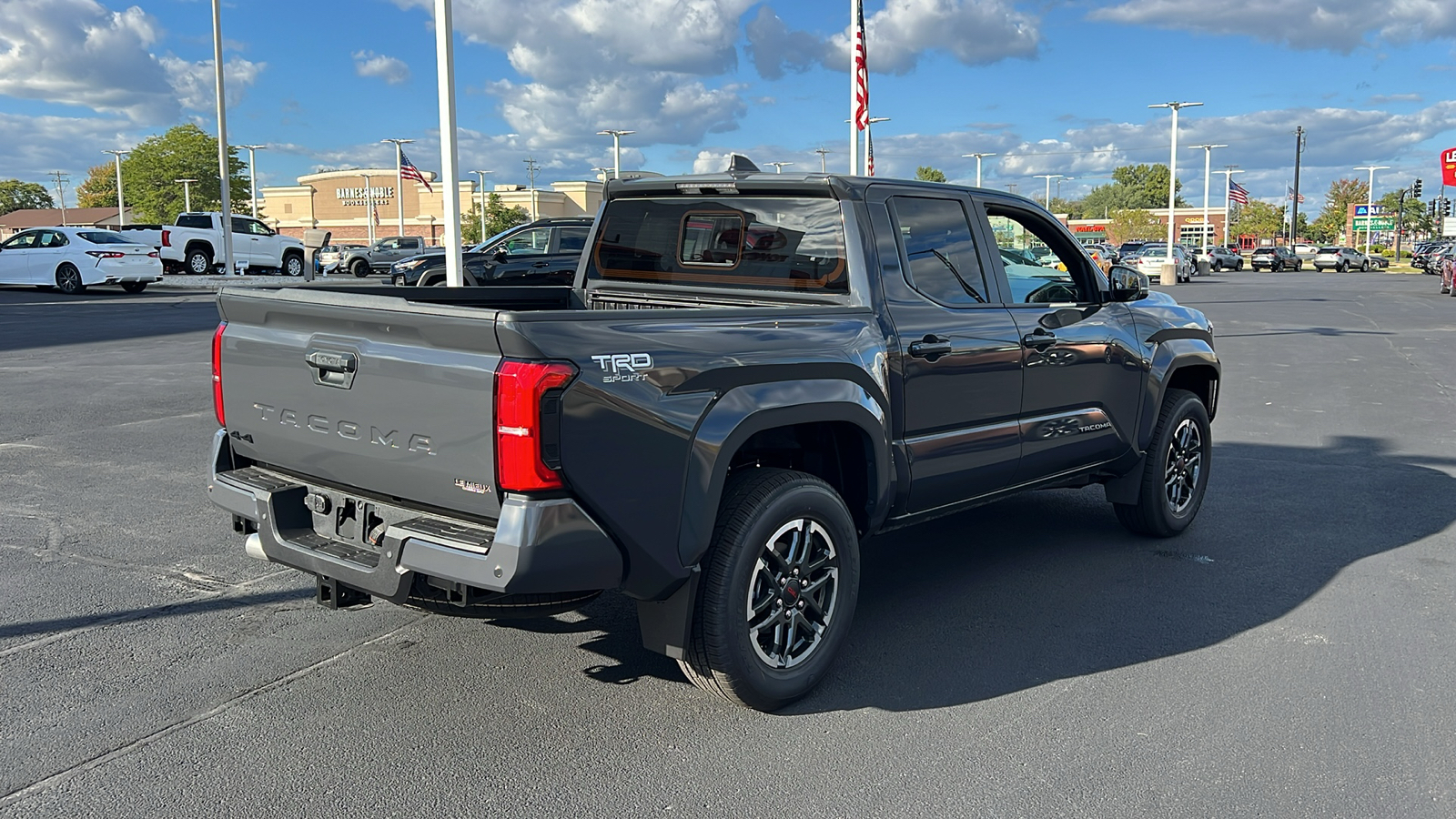 2024 Toyota Tacoma TRD Sport 3