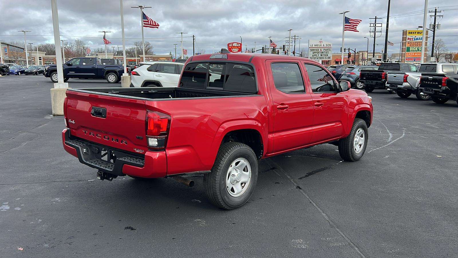 2022 Toyota Tacoma SR 3