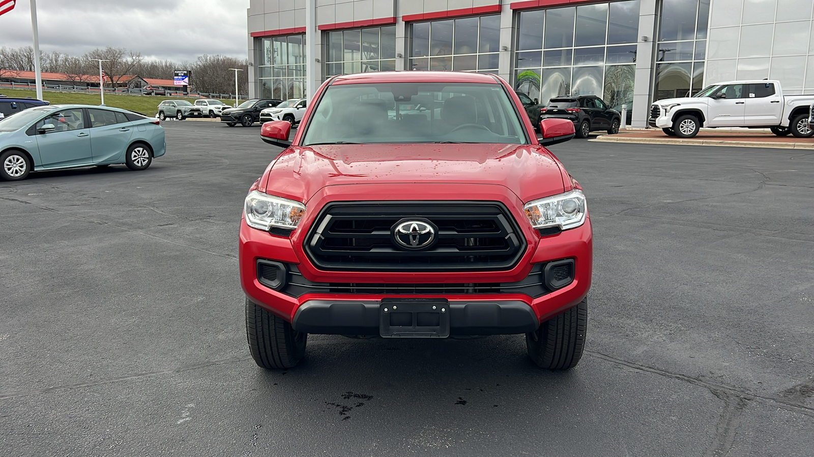 2022 Toyota Tacoma SR 28