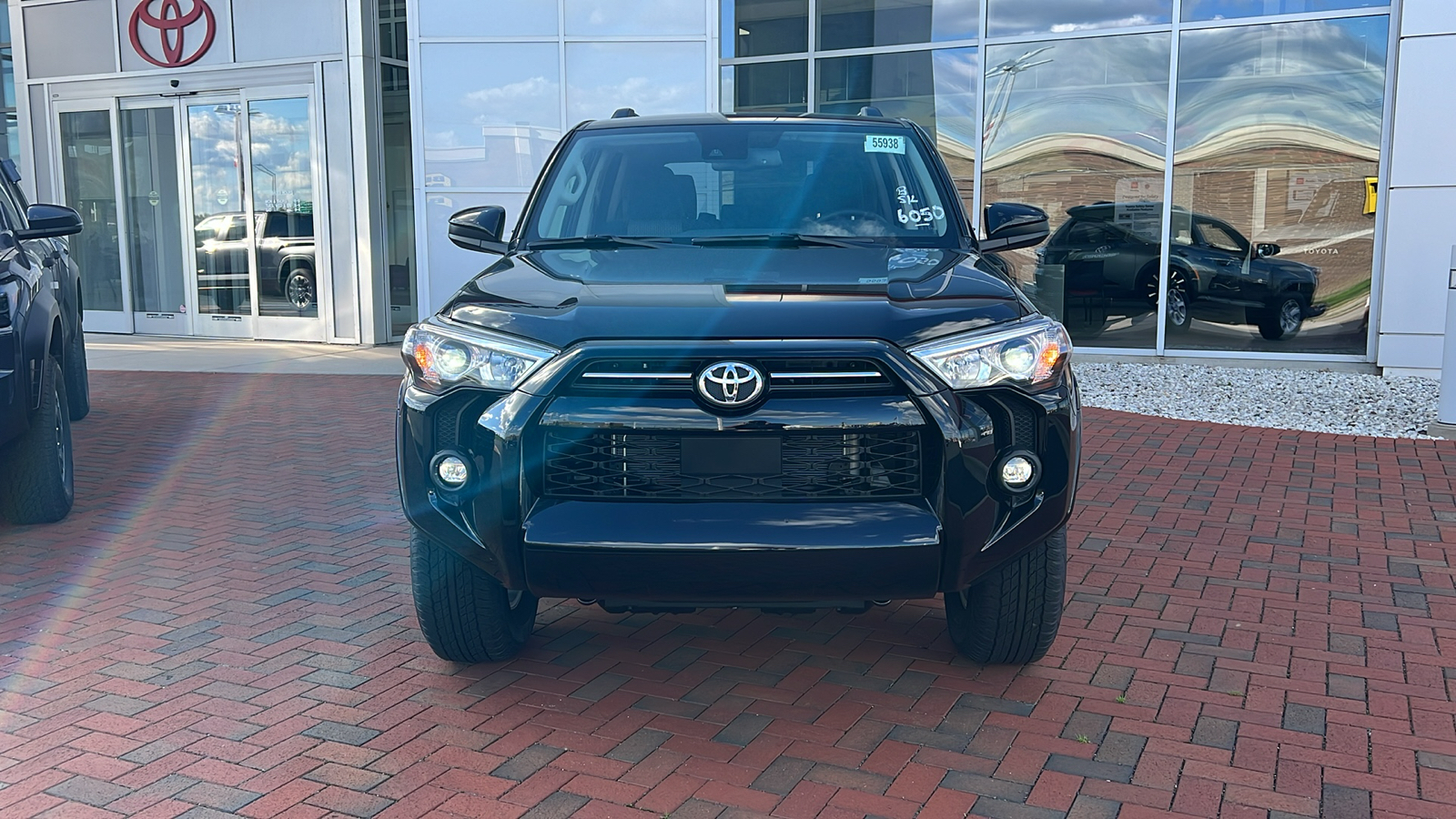 2024 Toyota 4Runner SR5 30