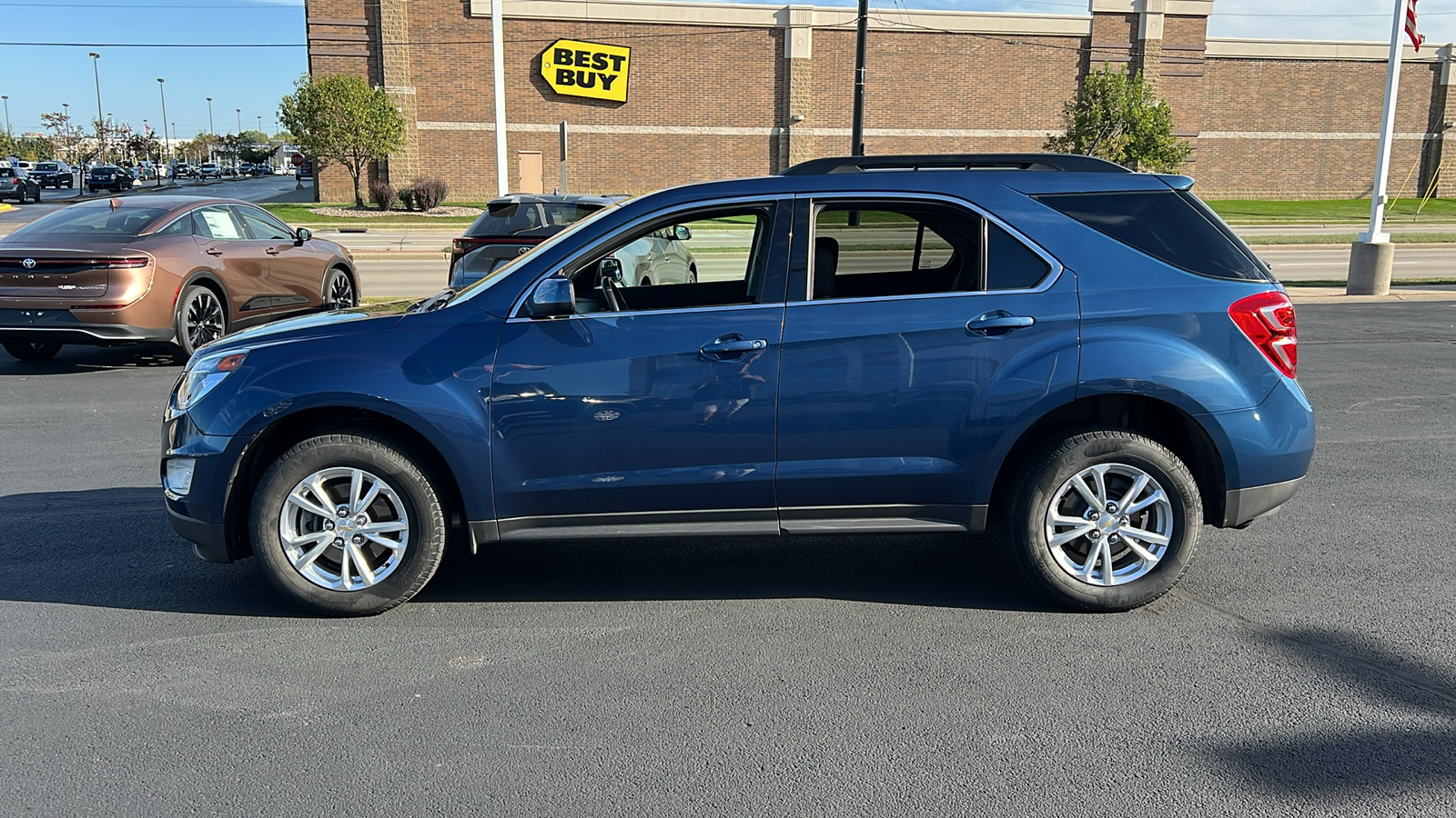 2017 Chevrolet Equinox LT 6