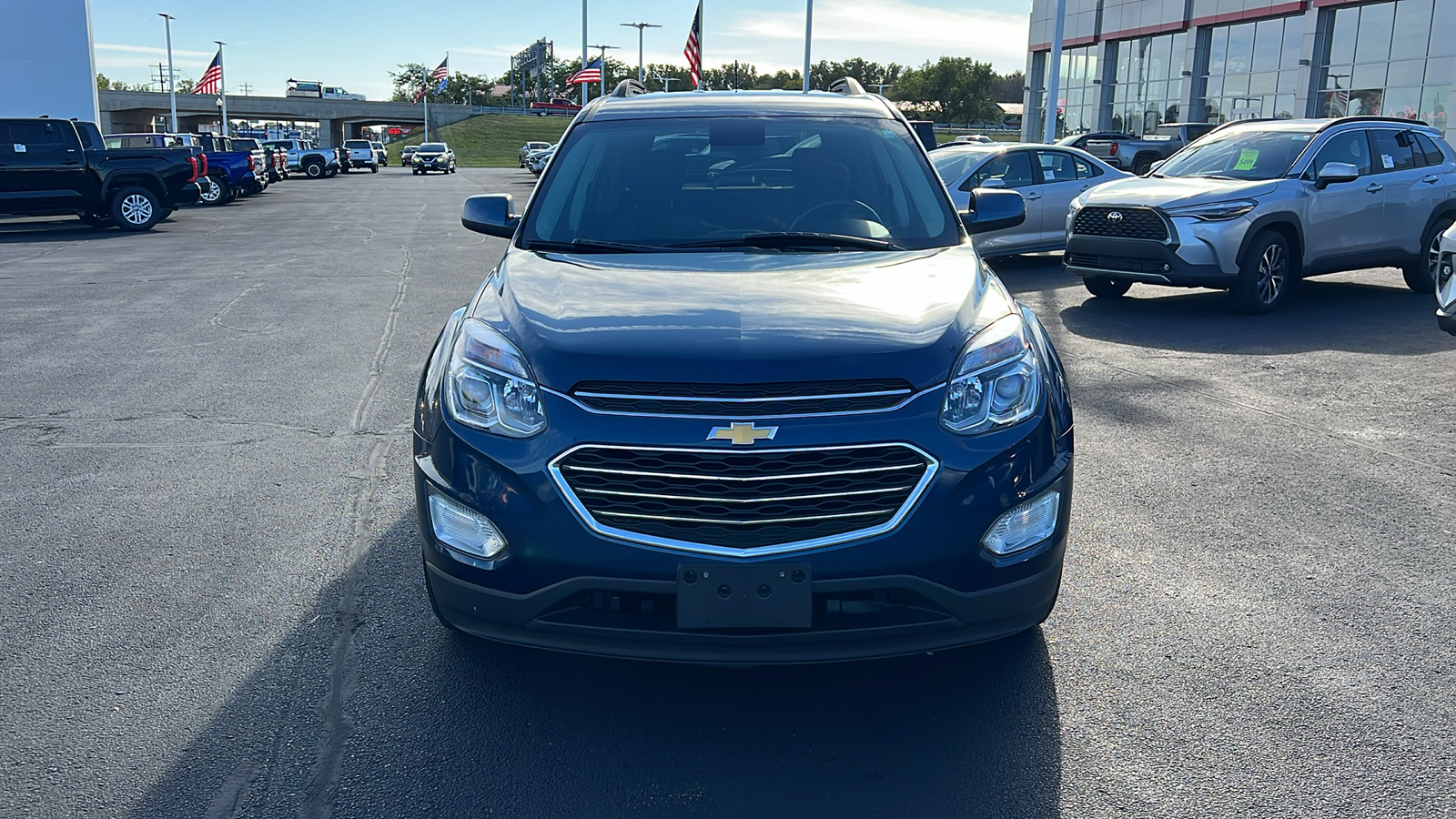 2017 Chevrolet Equinox LT 29