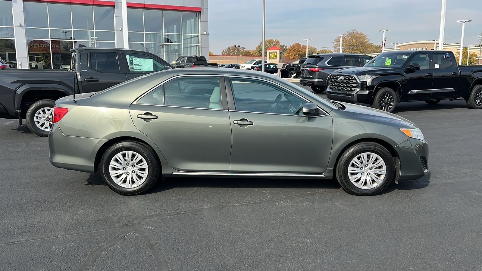 2013 Toyota Camry  2