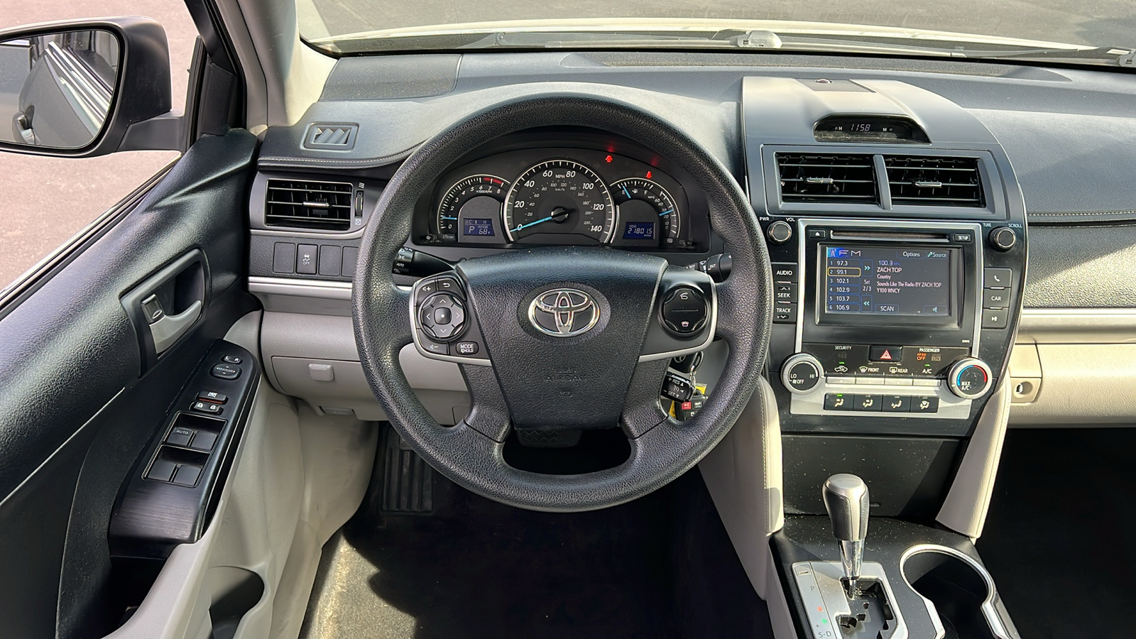 2013 Toyota Camry  9