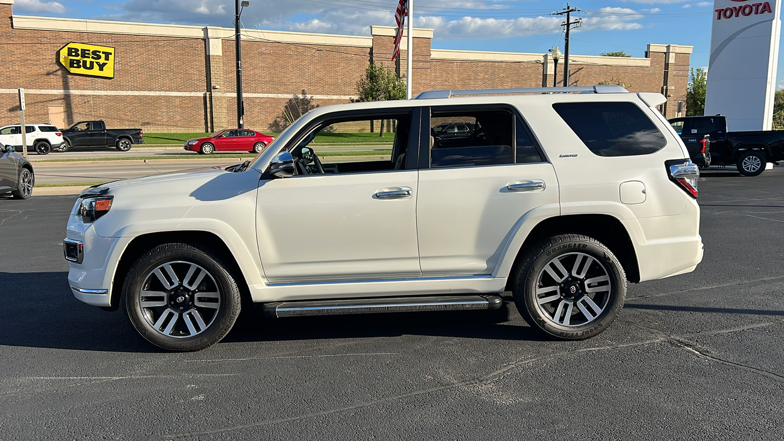 2019 Toyota 4Runner Limited 6