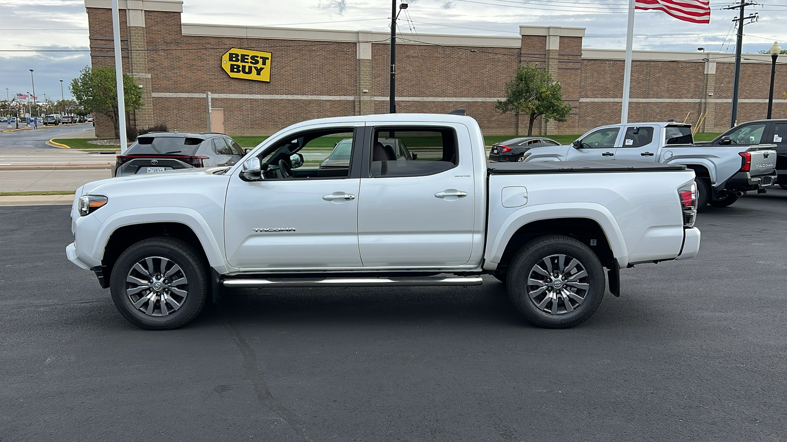 2021 Toyota Tacoma Limited 6