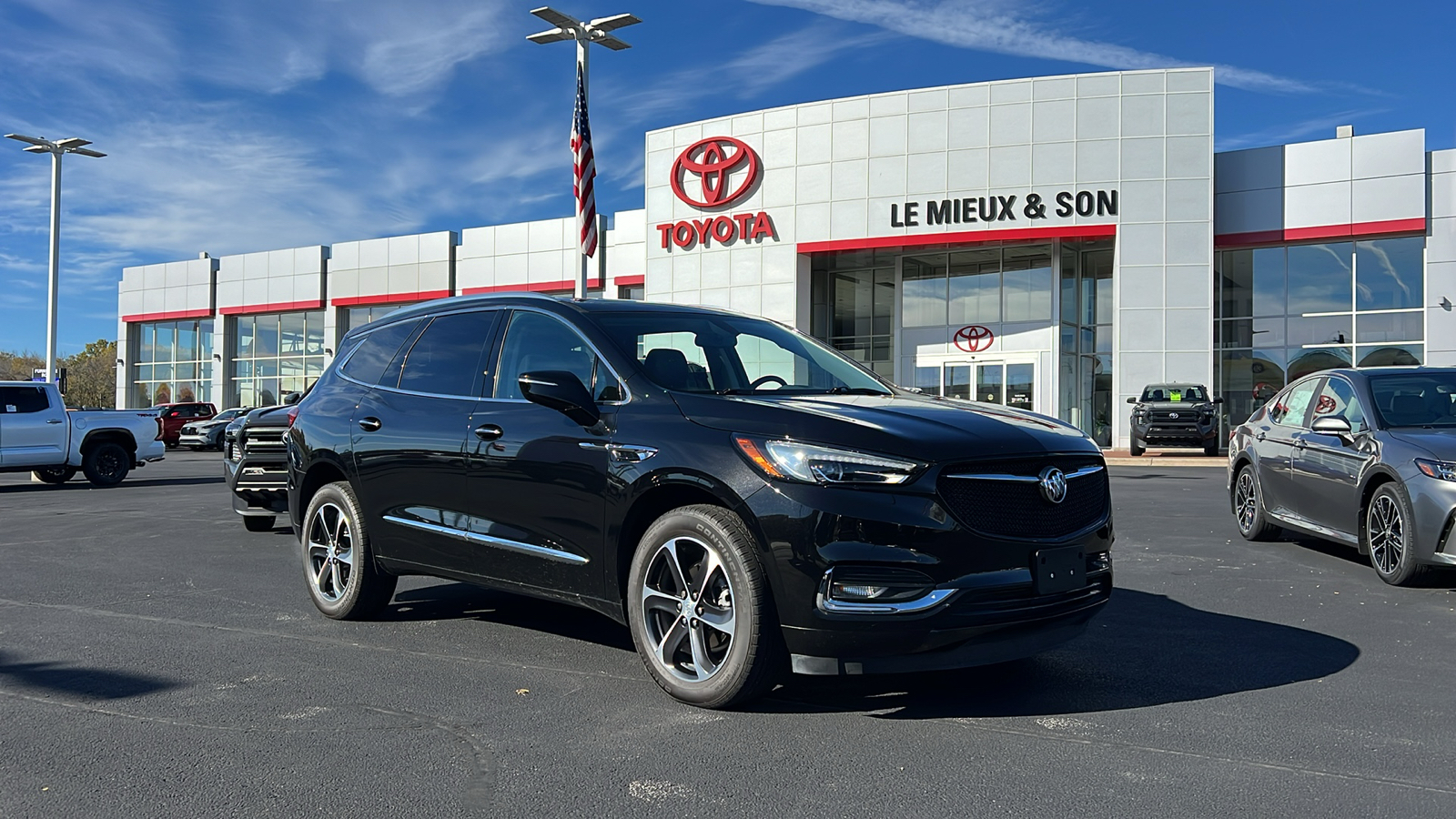 2021 Buick Enclave Essence 1