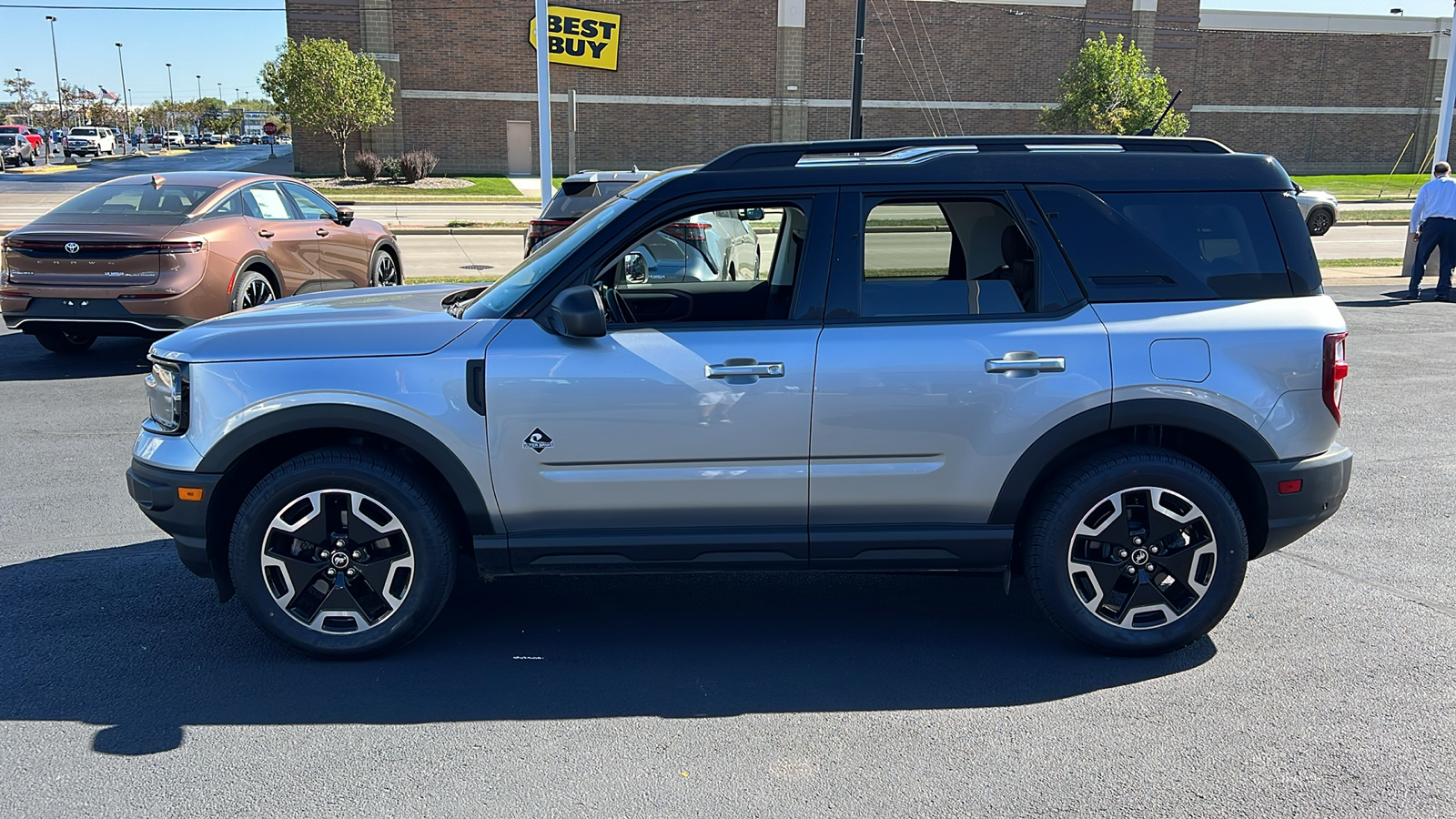 2021 Ford Bronco Sport Outer Banks 6