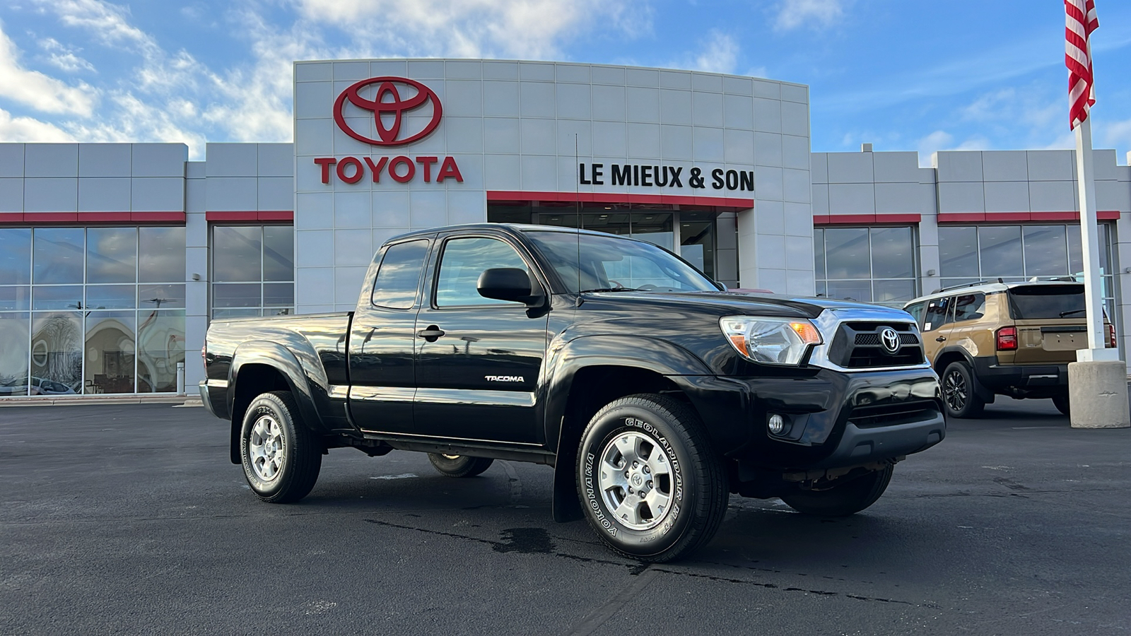 2015 Toyota Tacoma Base 1