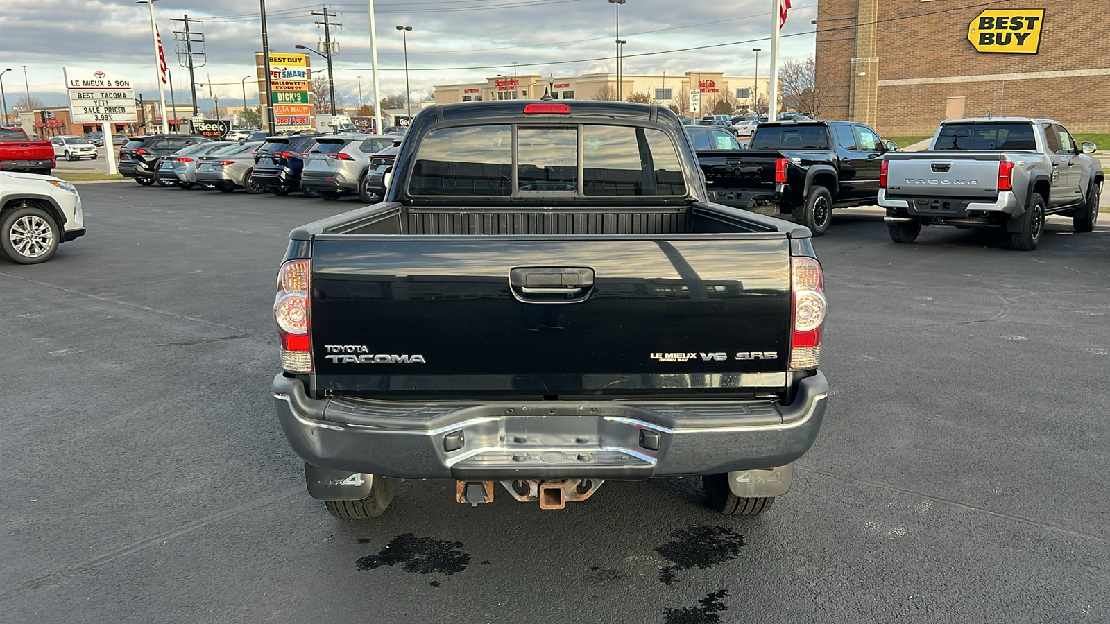 2015 Toyota Tacoma Base 4