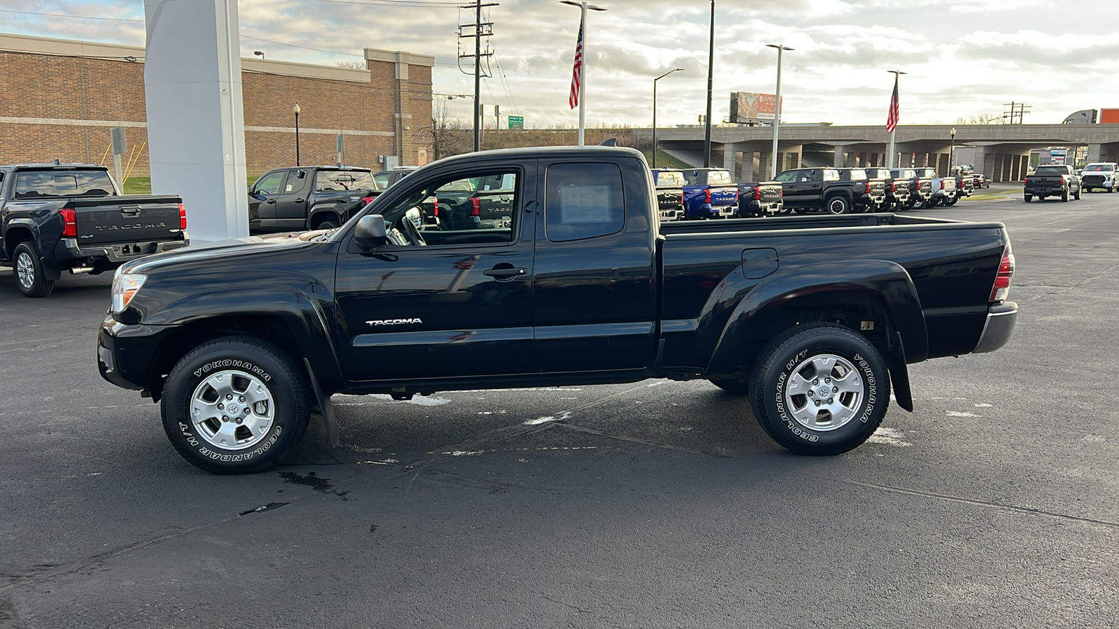 2015 Toyota Tacoma Base 6