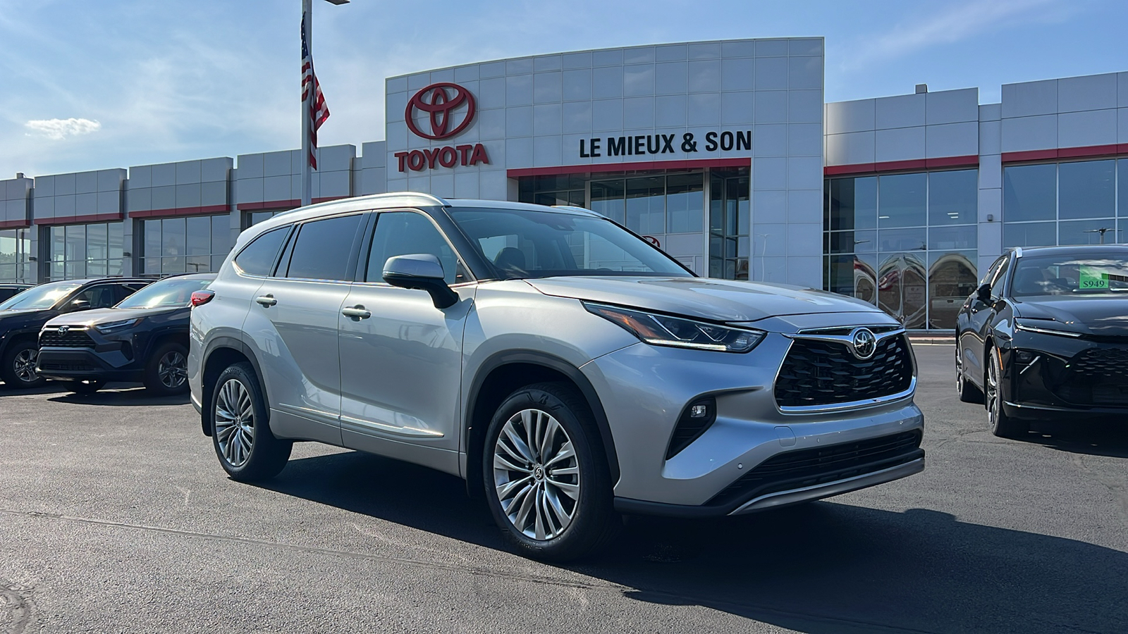 2023 Toyota Highlander Platinum 1