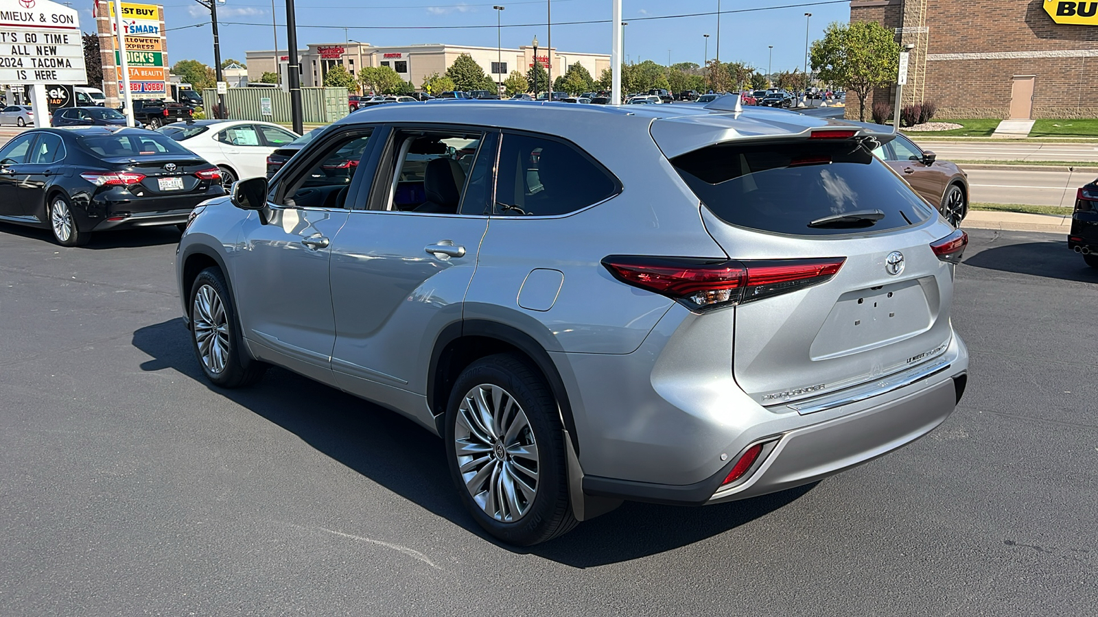 2023 Toyota Highlander Platinum 5