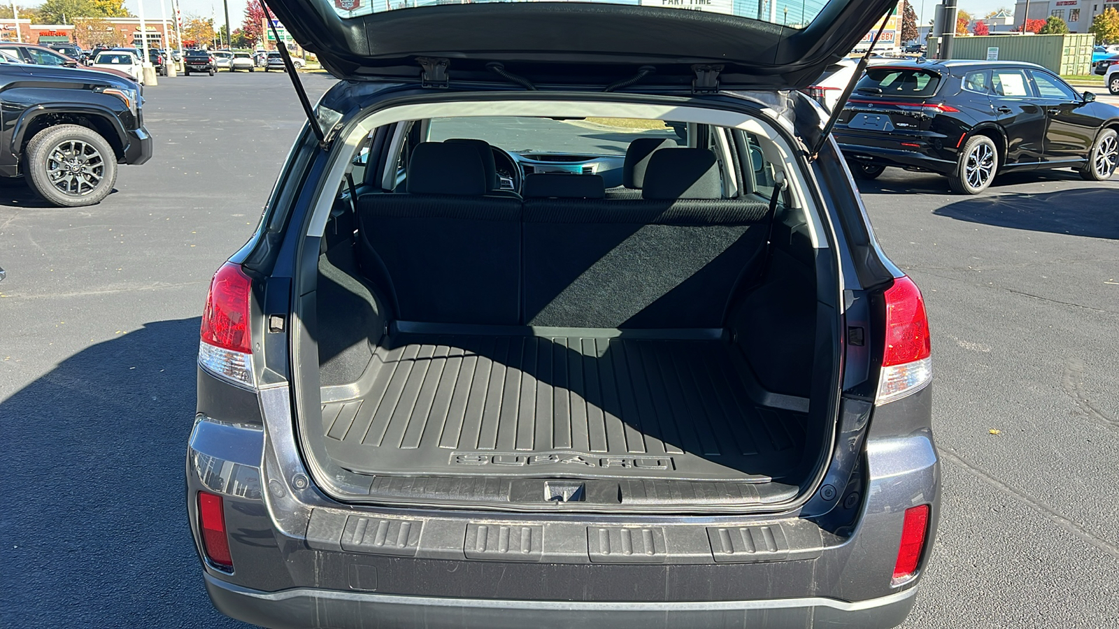 2012 Subaru Outback 2.5i 26