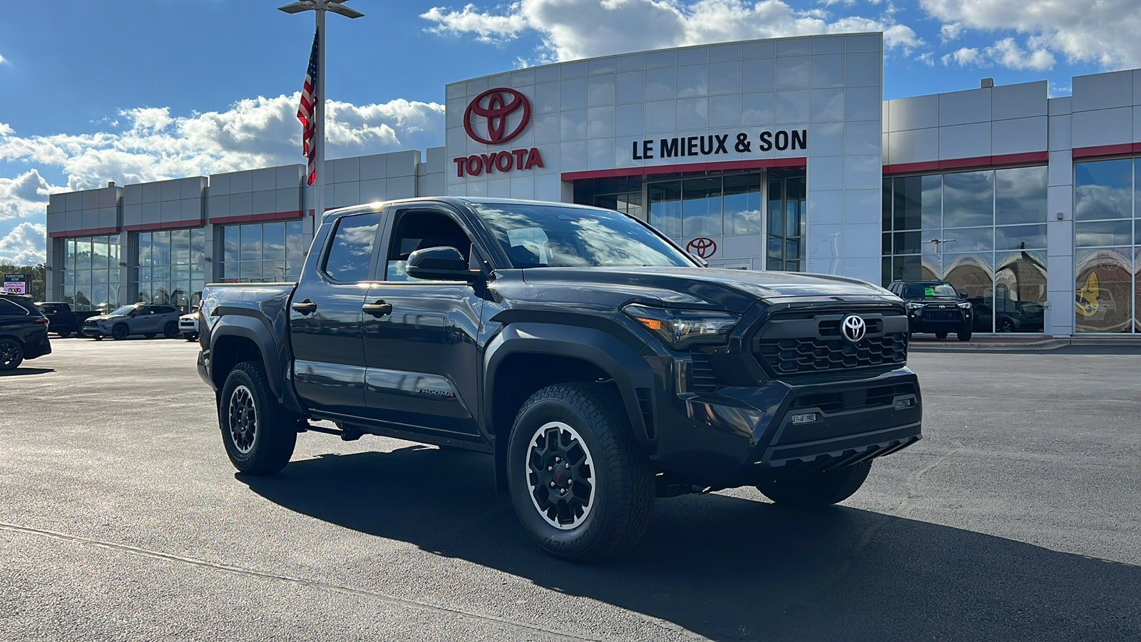 2024 Toyota Tacoma TRD Off-Road 1