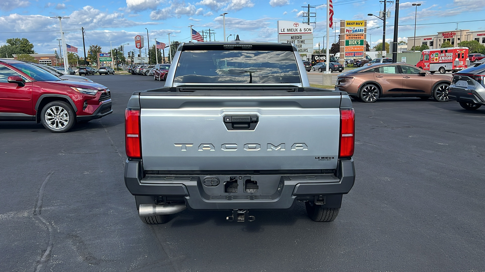 2024 Toyota Tacoma SR 4