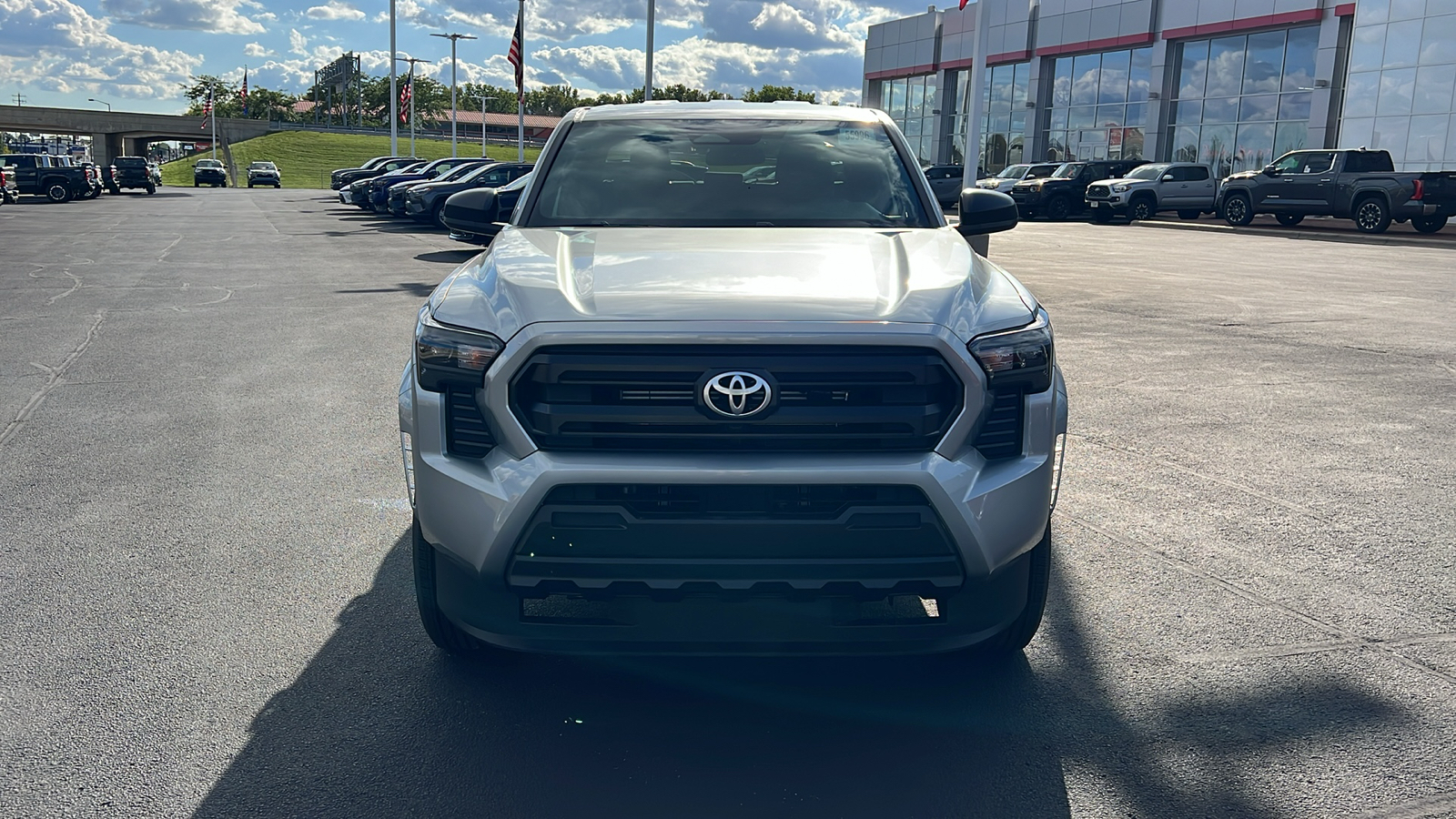 2024 Toyota Tacoma SR 29