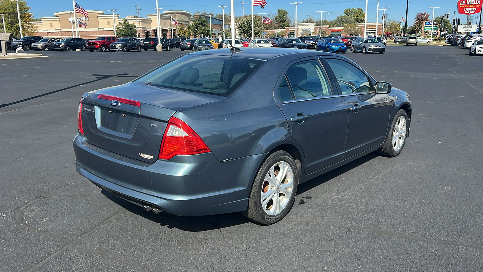 2012 Ford Fusion SE 3