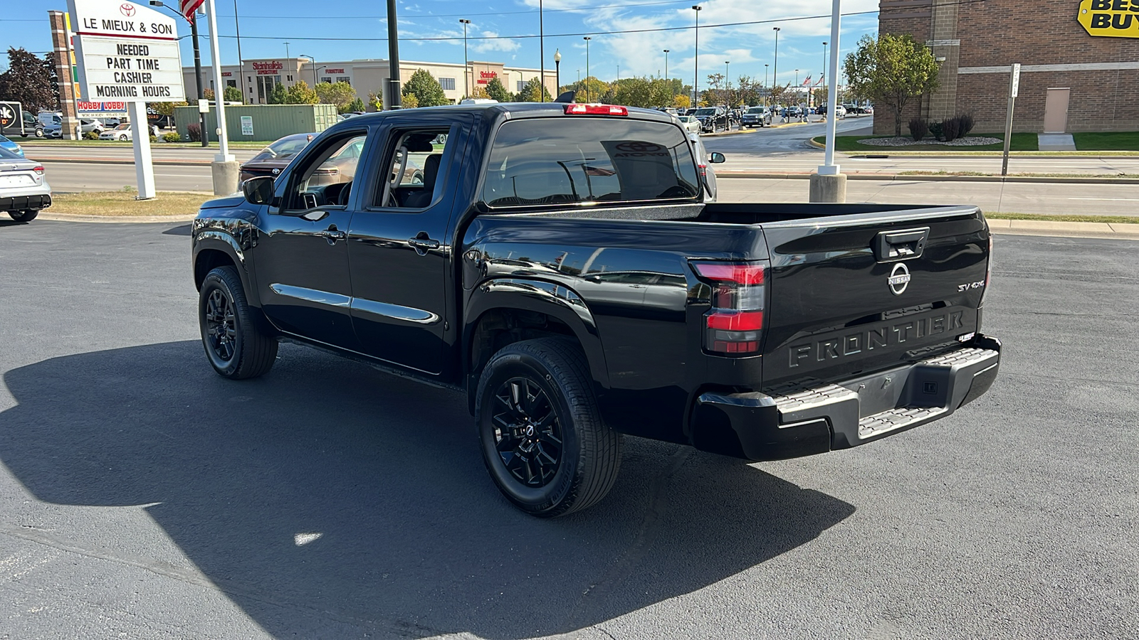 2023 Nissan Frontier SV 5