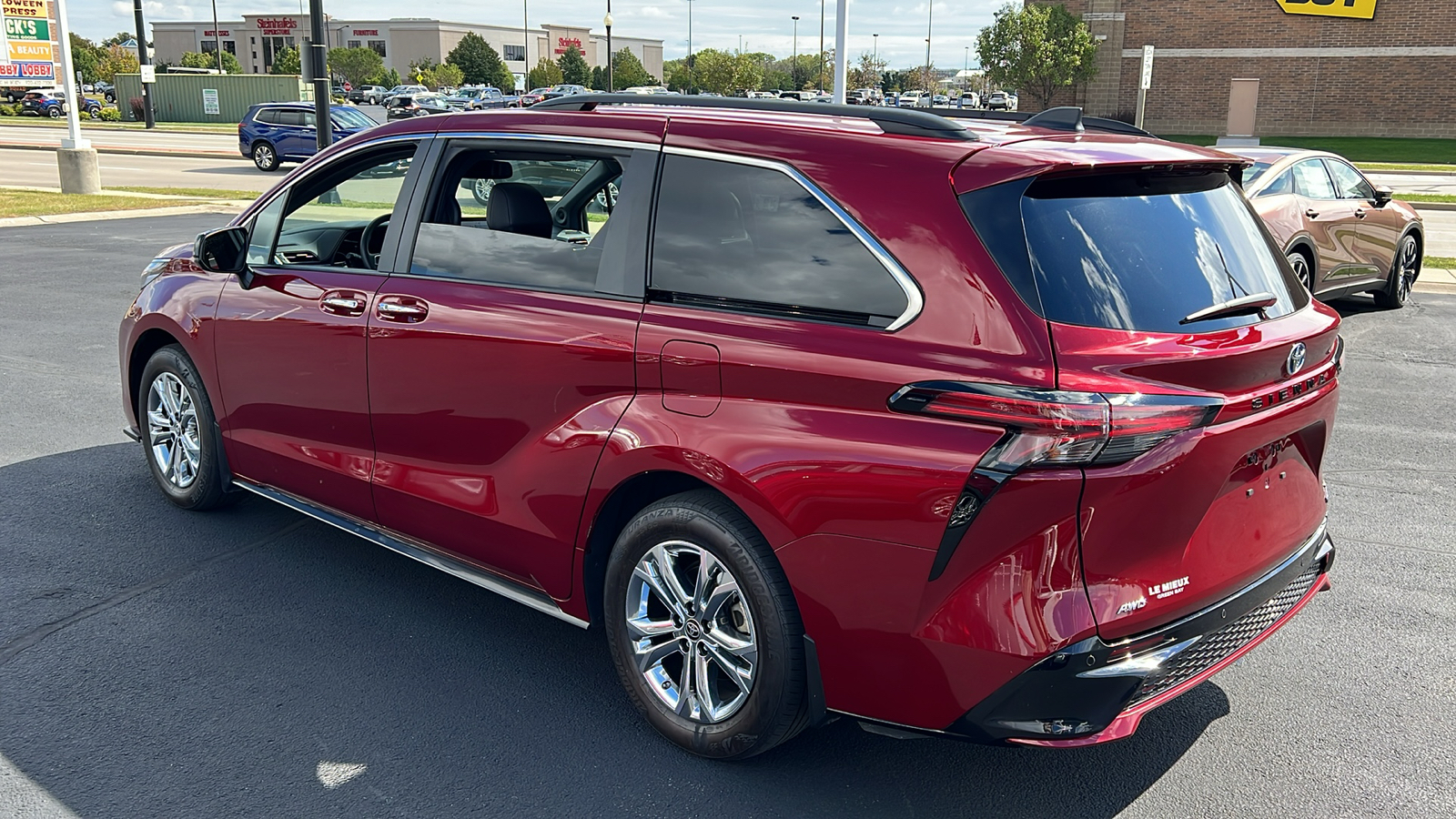 2023 Toyota Sienna XSE 5