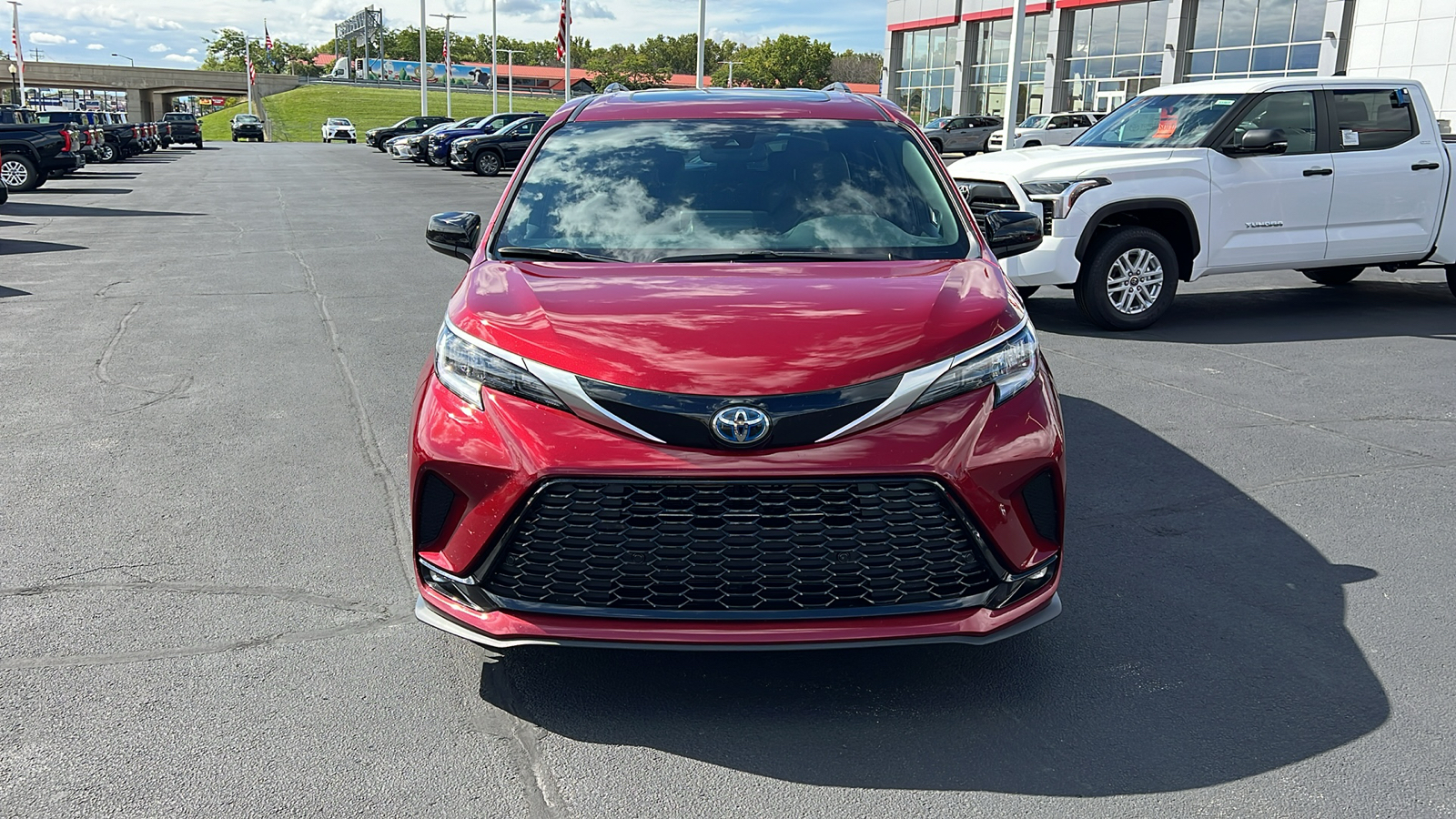 2023 Toyota Sienna XSE 36