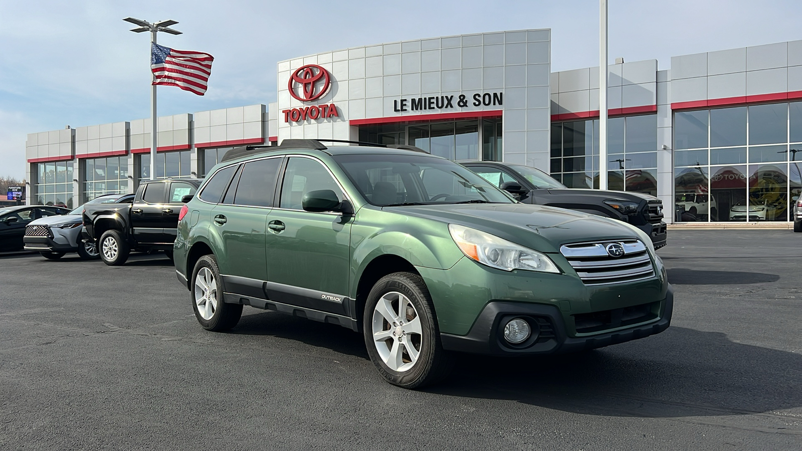 2013 Subaru Outback 2.5i Premium 1