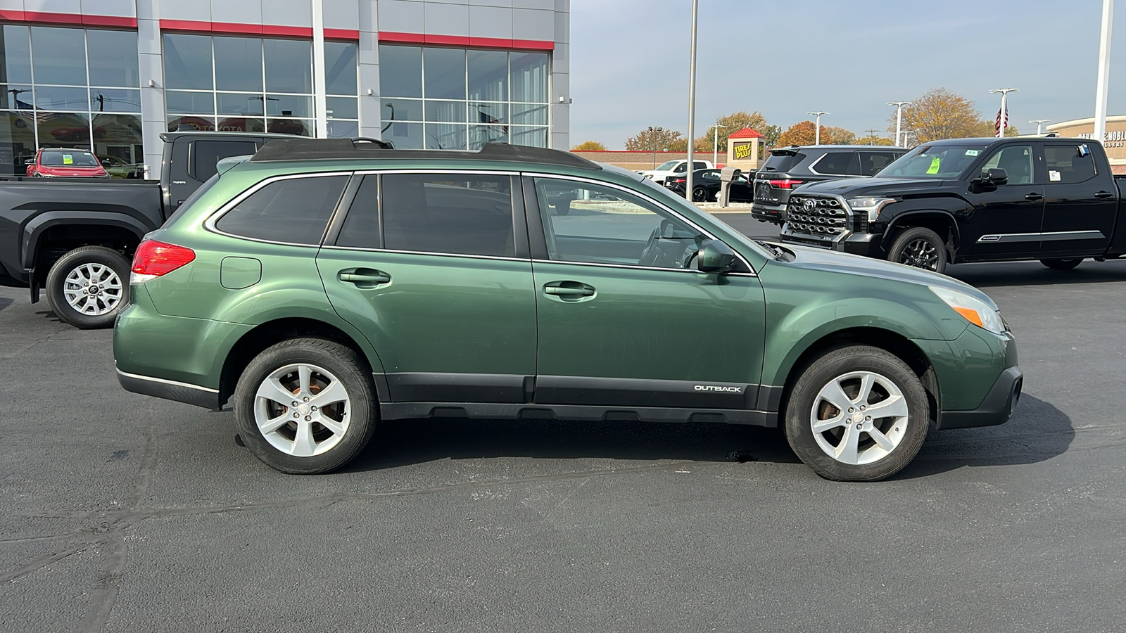 2013 Subaru Outback 2.5i Premium 2