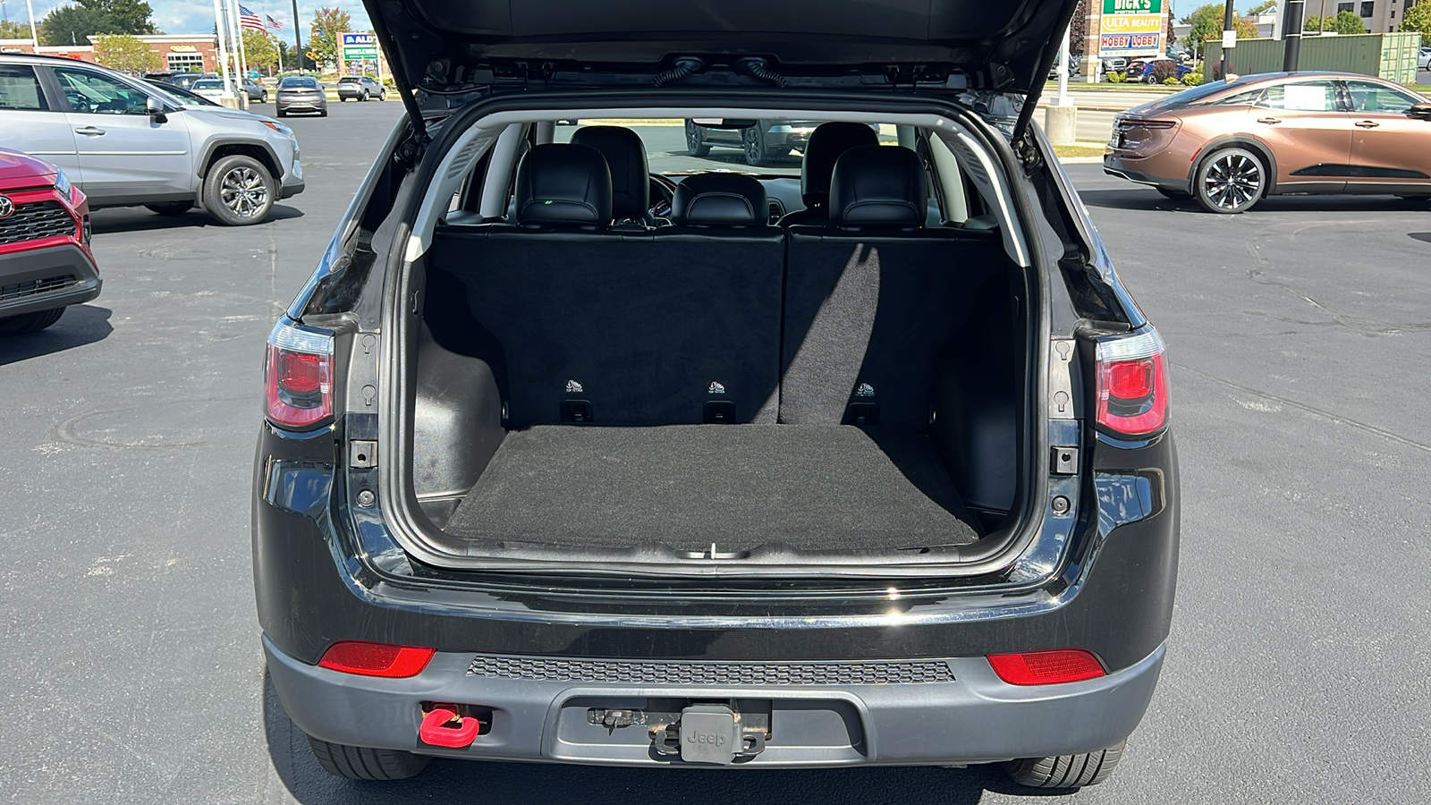 2018 Jeep Compass Trailhawk 28