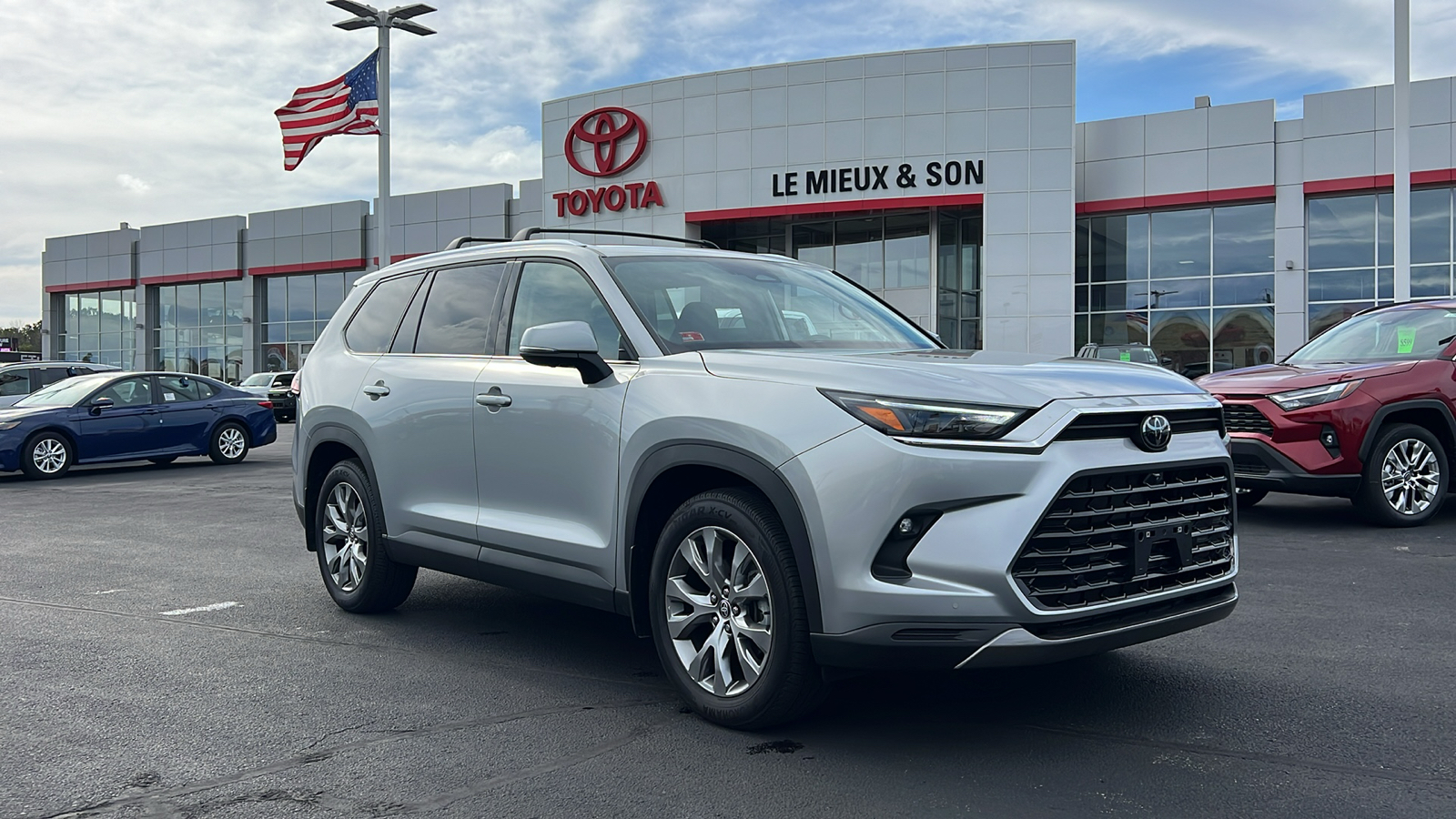 2024 Toyota Grand Highlander Limited 1