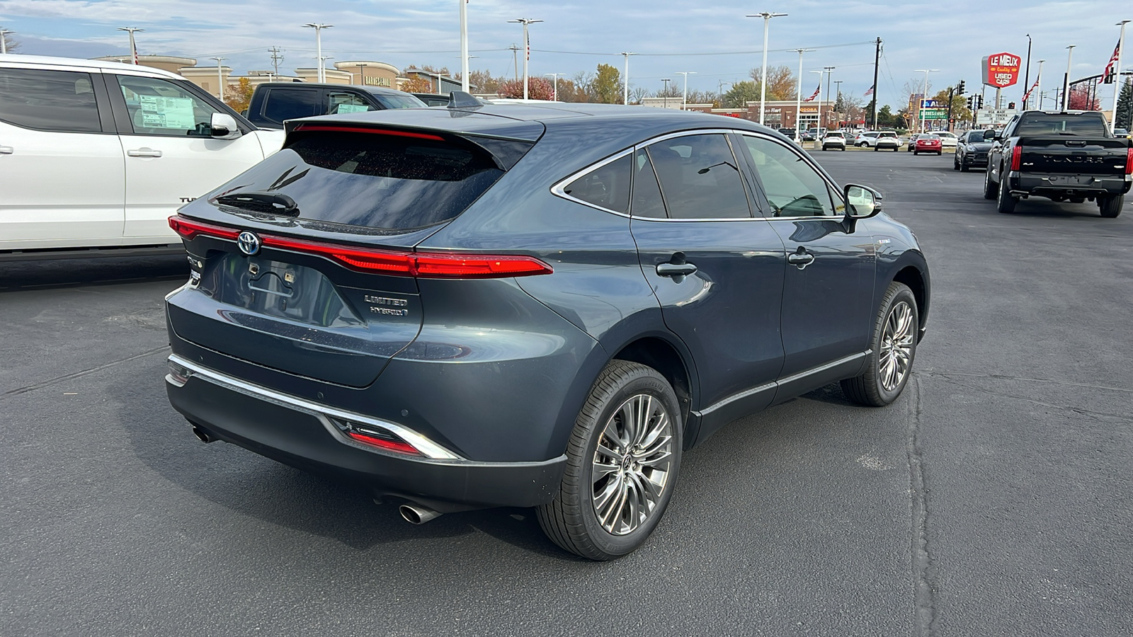 2021 Toyota Venza Limited 3