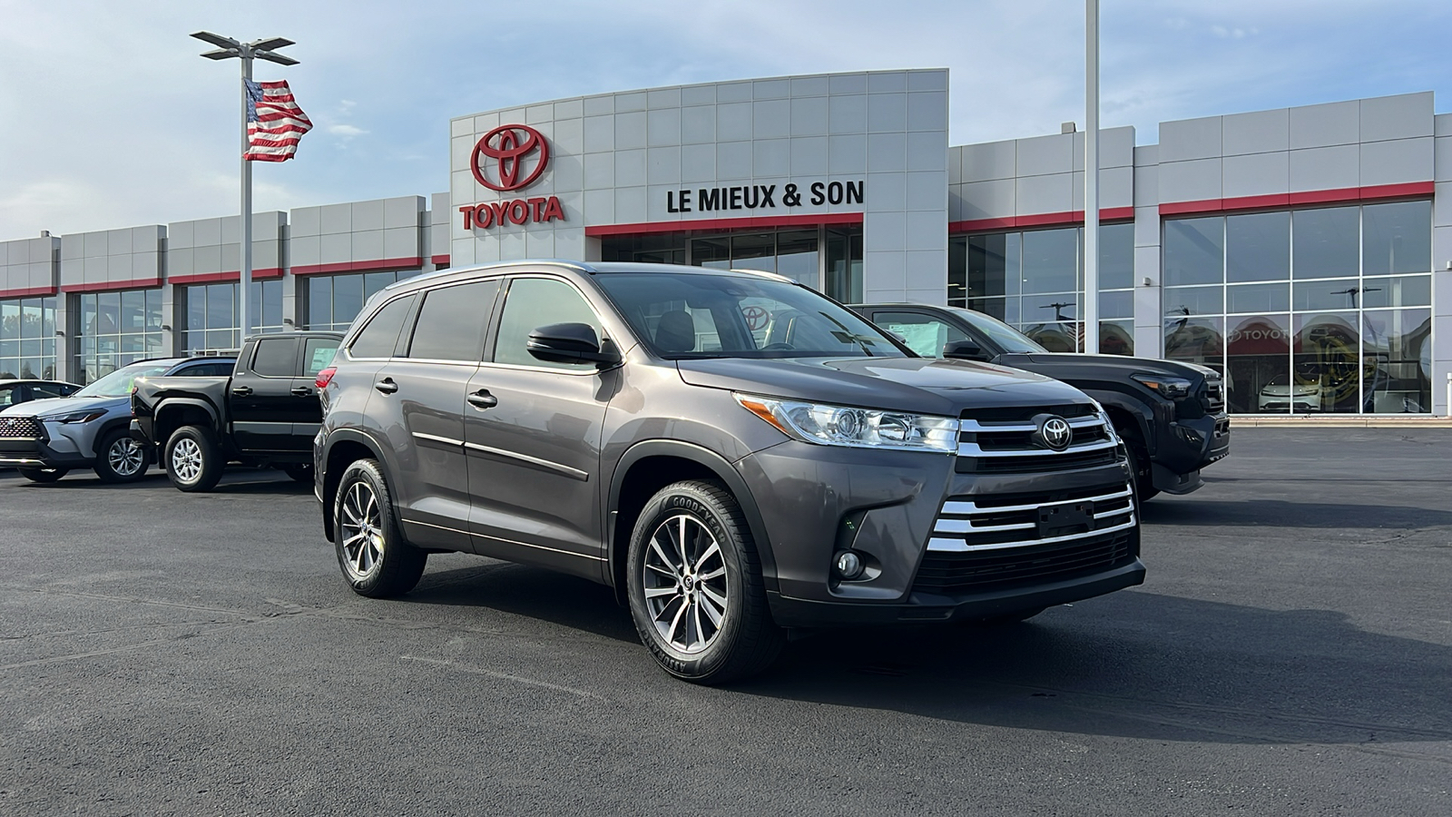 2018 Toyota Highlander XLE 1