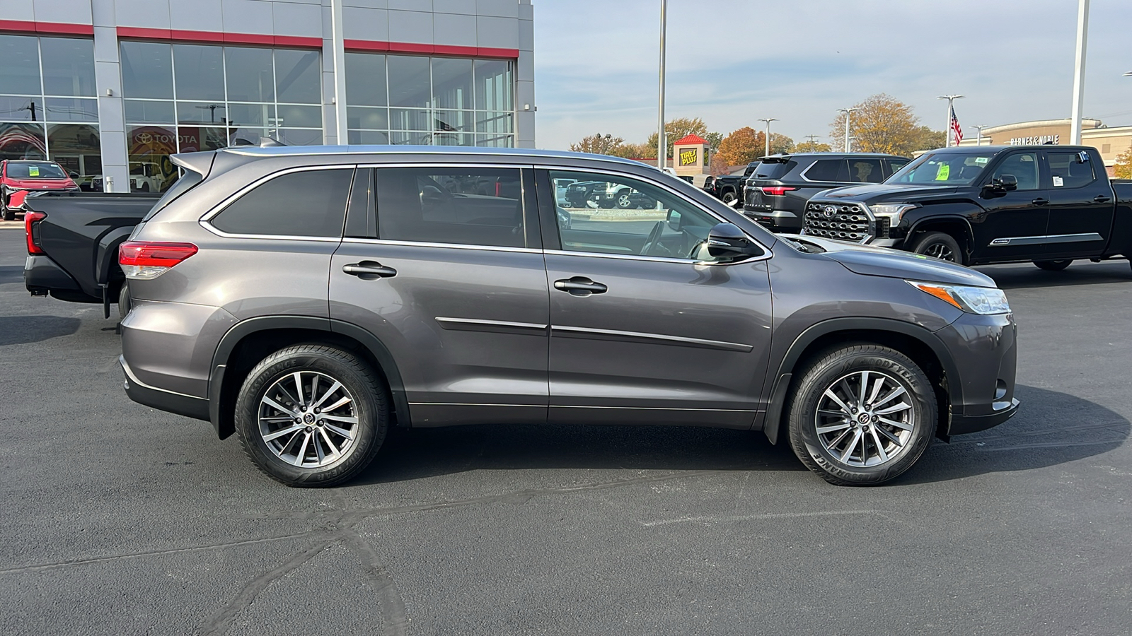 2018 Toyota Highlander XLE 2