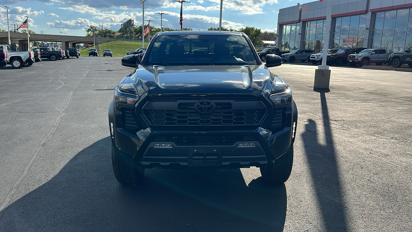 2024 Toyota Tacoma TRD Off-Road 32