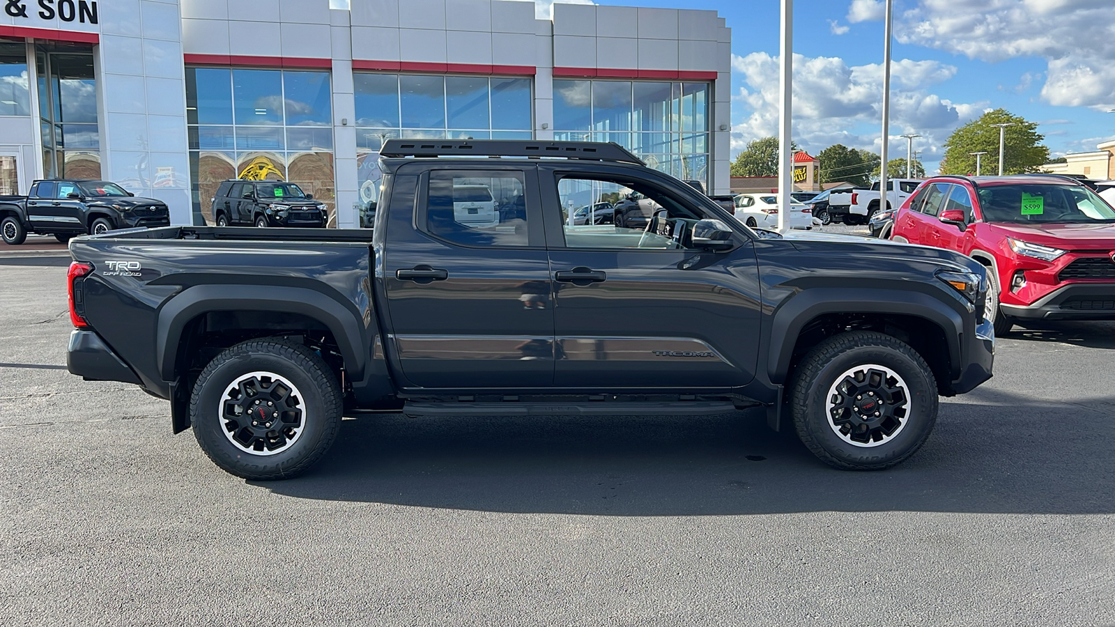 2024 Toyota Tacoma TRD Off-Road 2