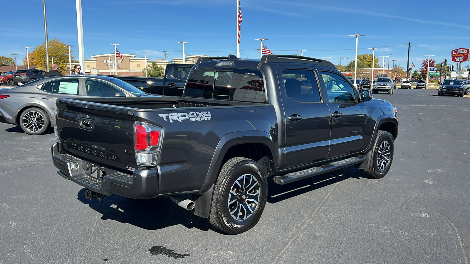 2023 Toyota Tacoma TRD Sport 3